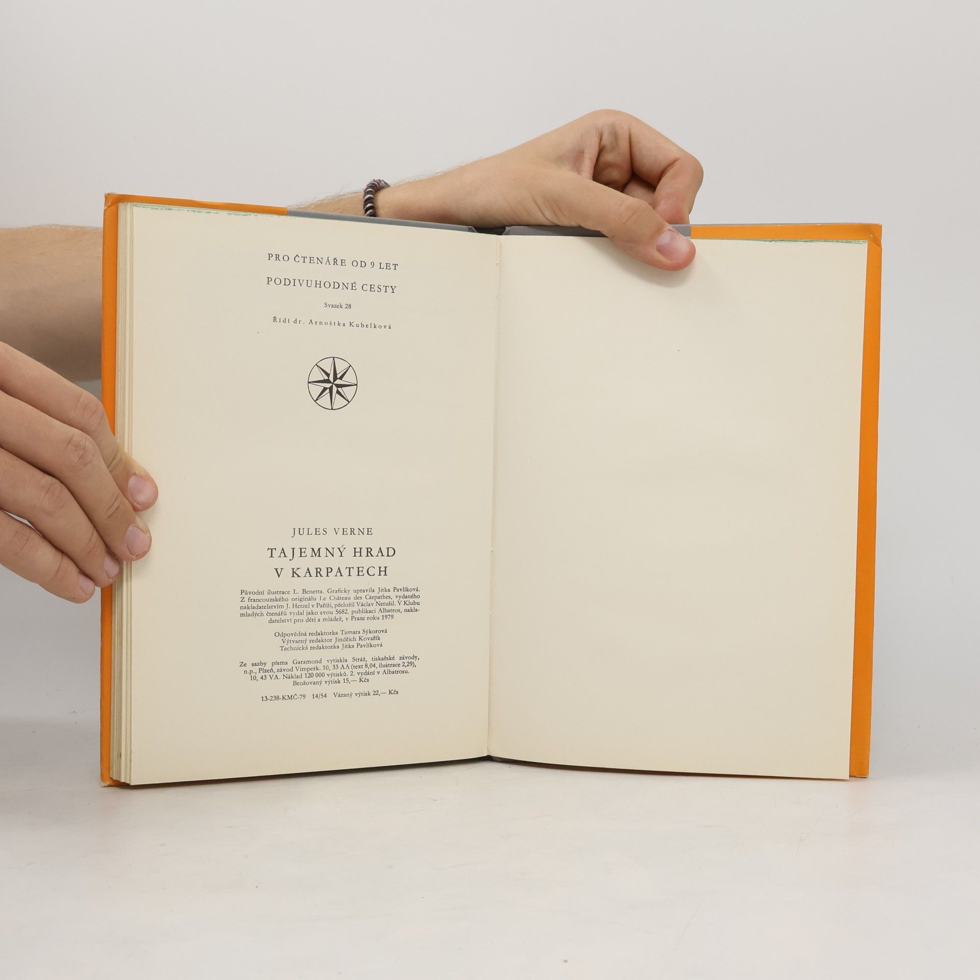 Jules Verne Tajemný hrad v Karpatech
