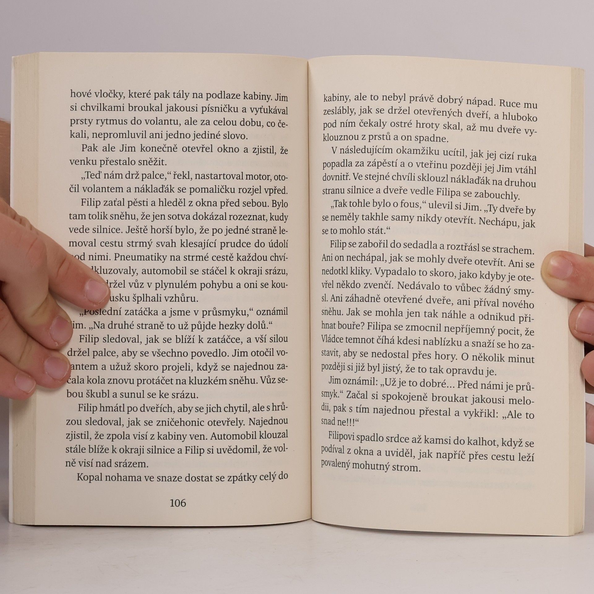 Nigel Hinton Bobří věže. 3. díl. Nebezpečná cesta