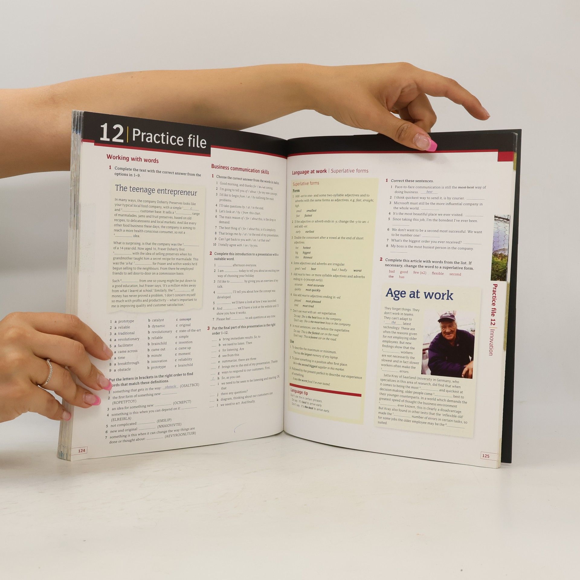 John Hughes Business result. Student's book : intermediate