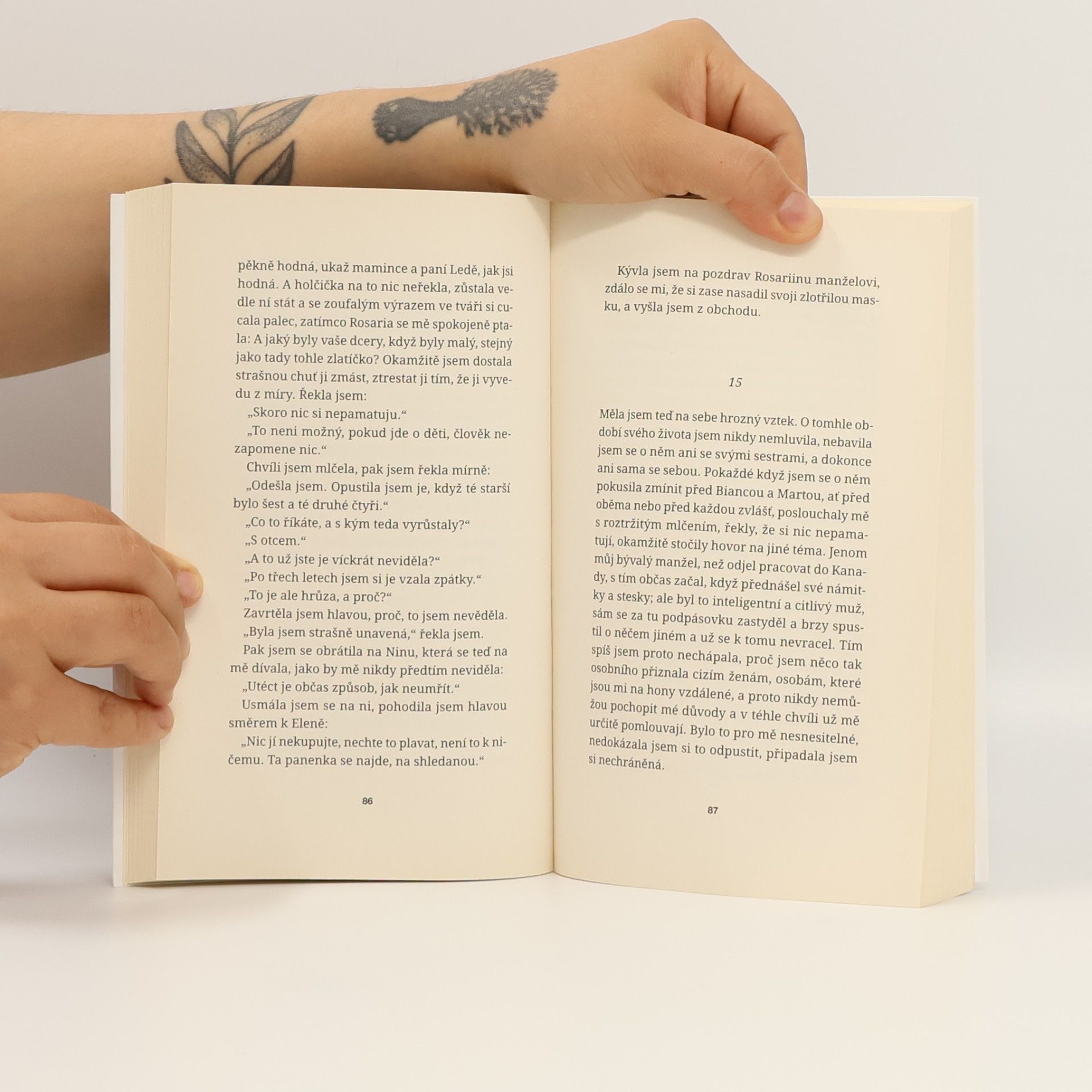 Elena Ferrante Temná dcera