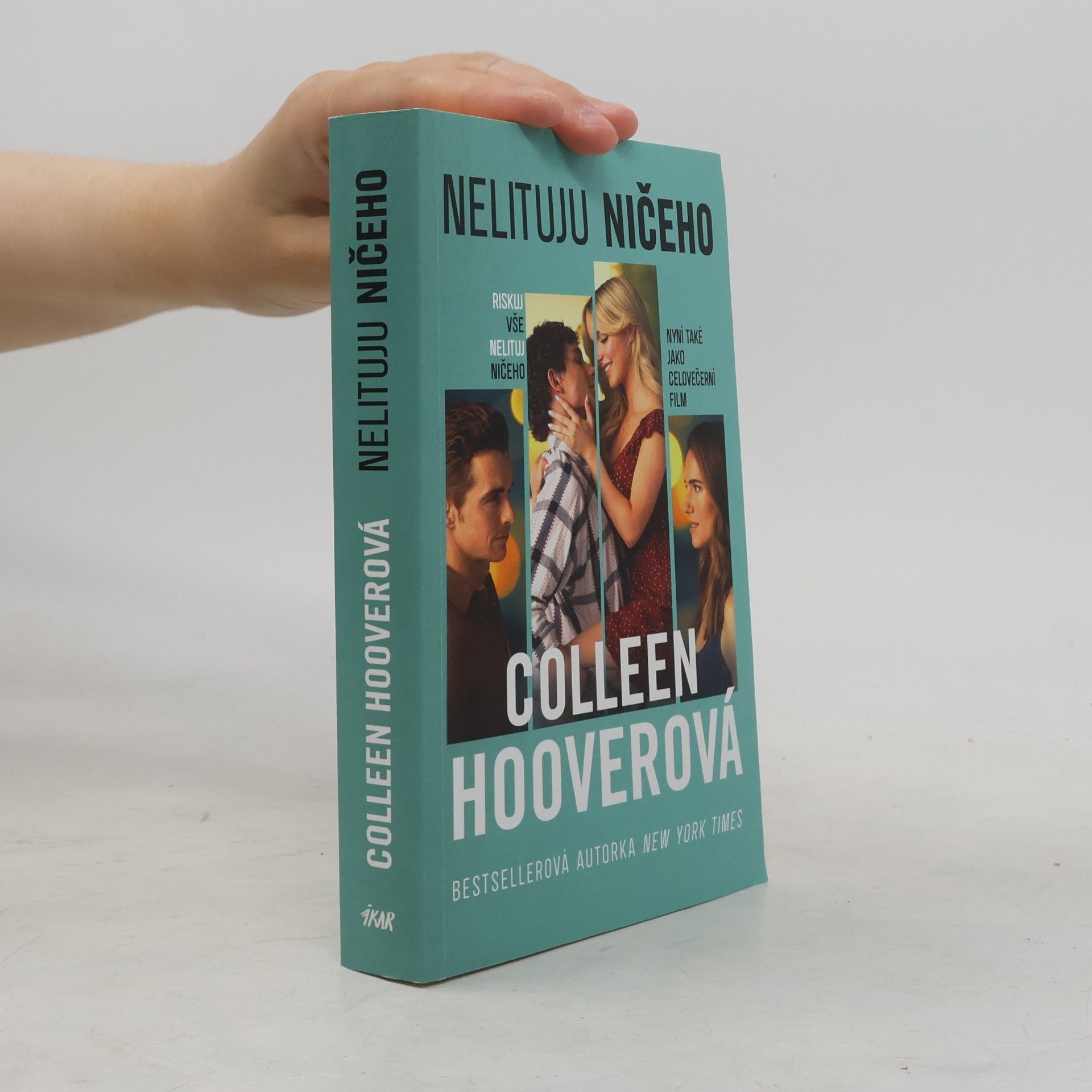 Colleen Hoover Nelituju ničeho