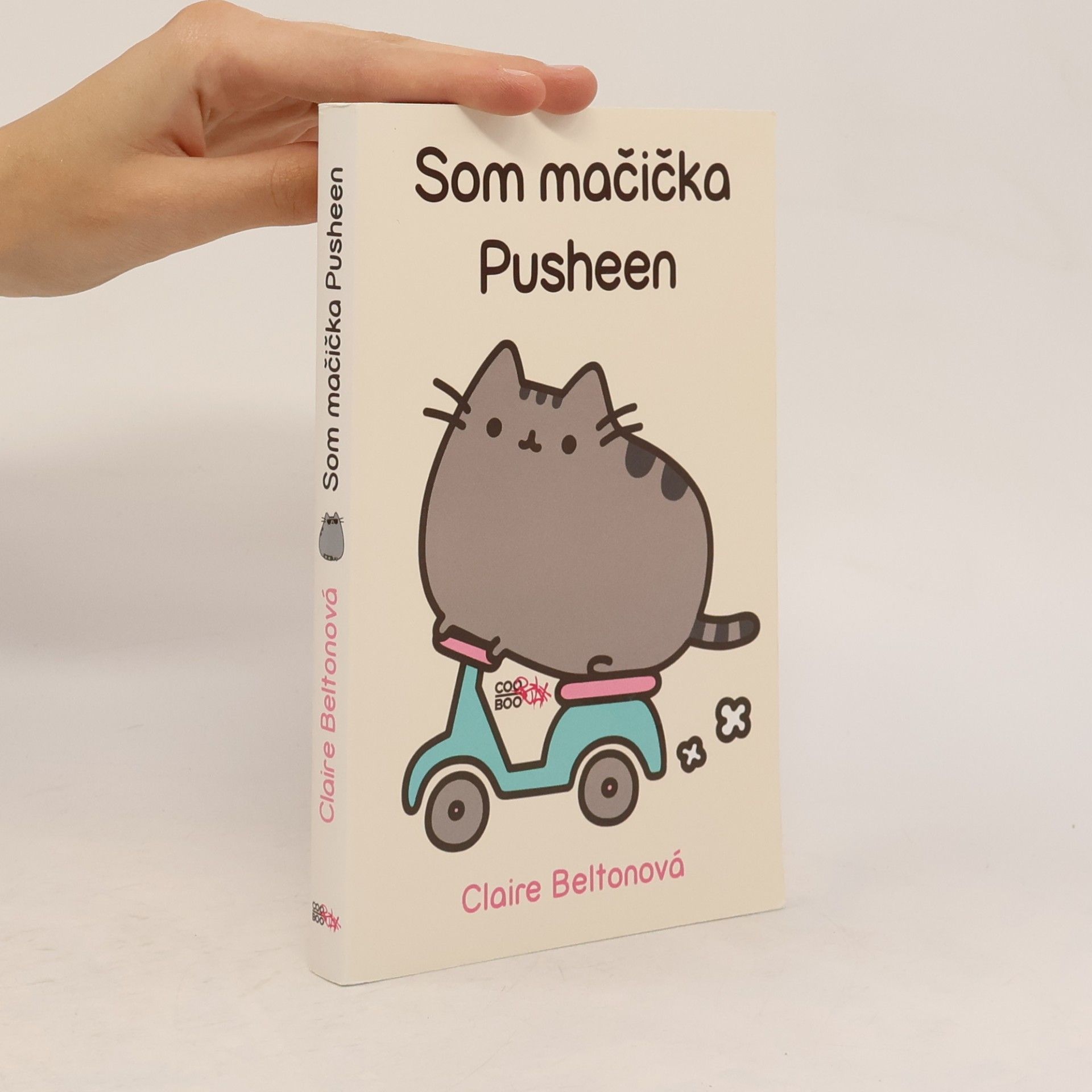 Claire Belton Som mačička Pusheen