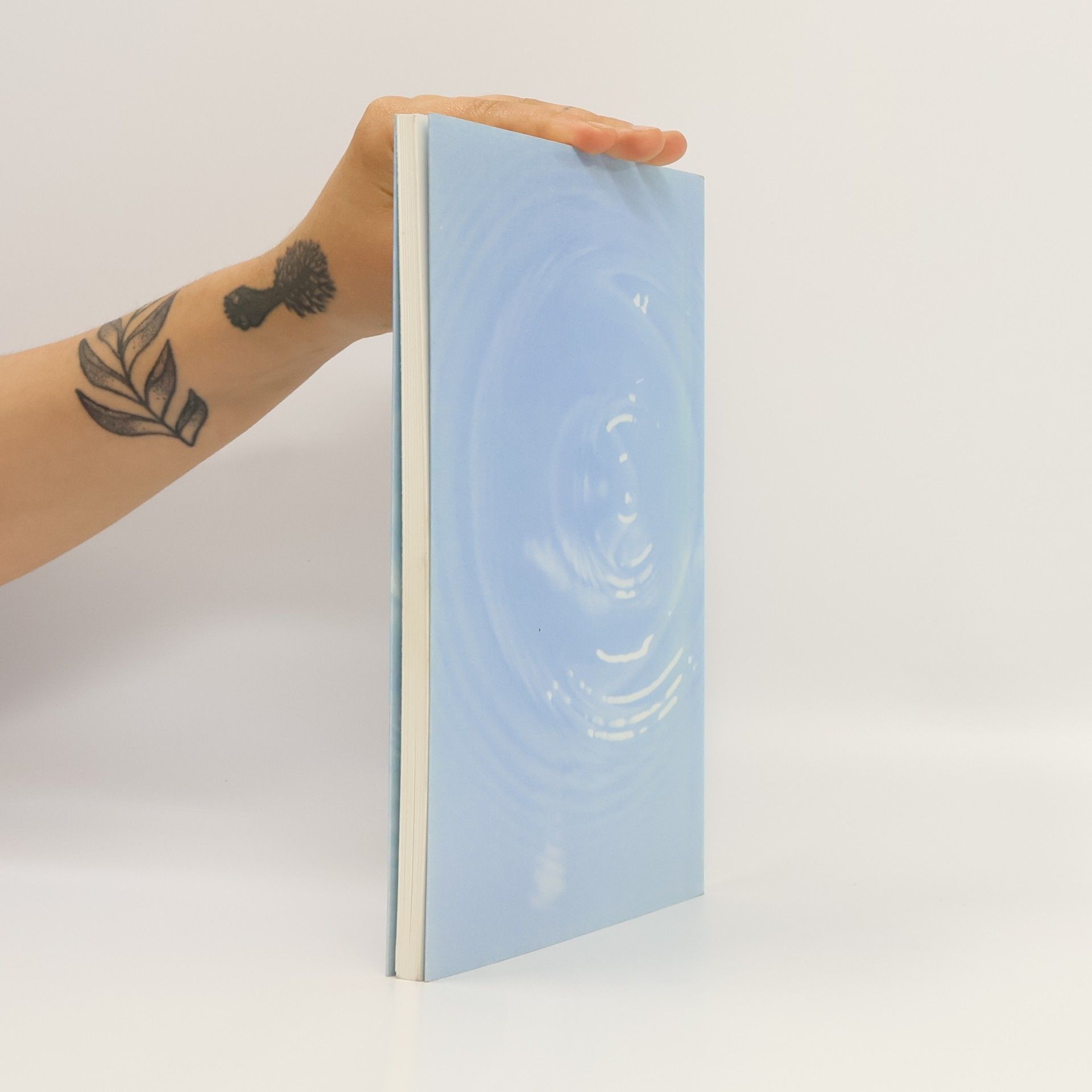 A. de Roode Elusive Memories