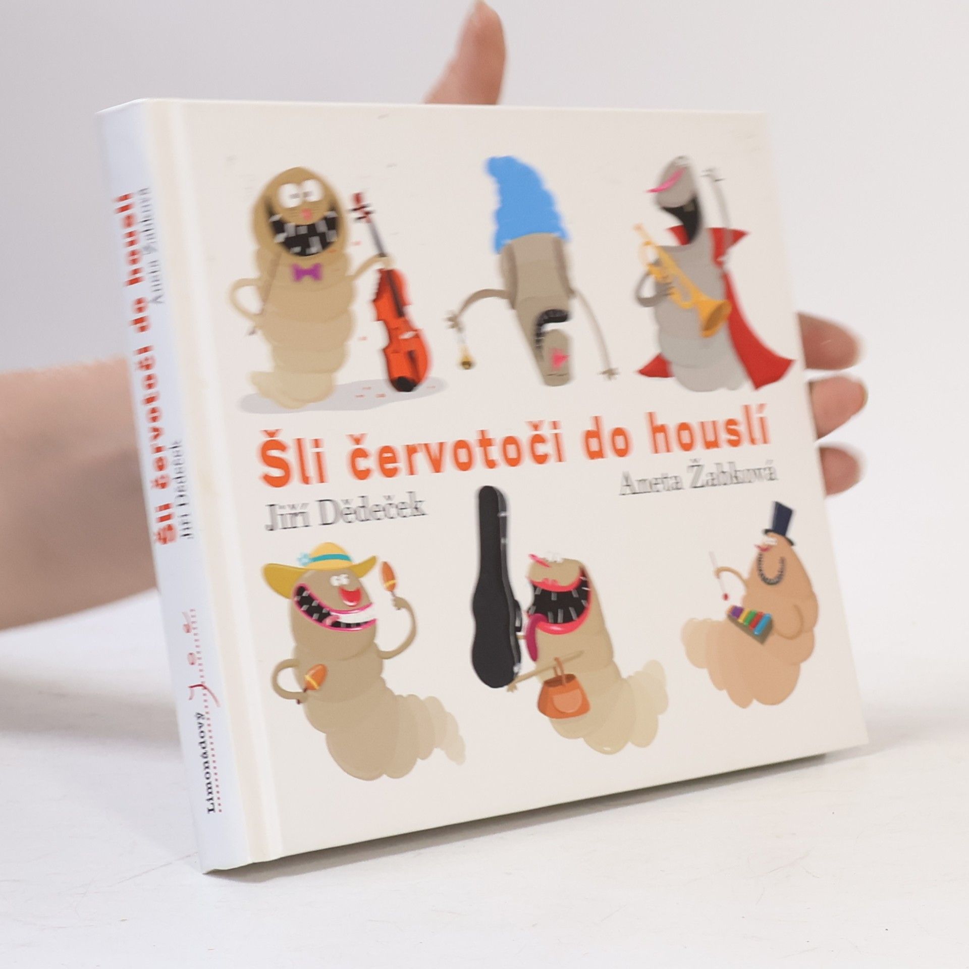 Jiří Dědeček Šli červotoči do houslí