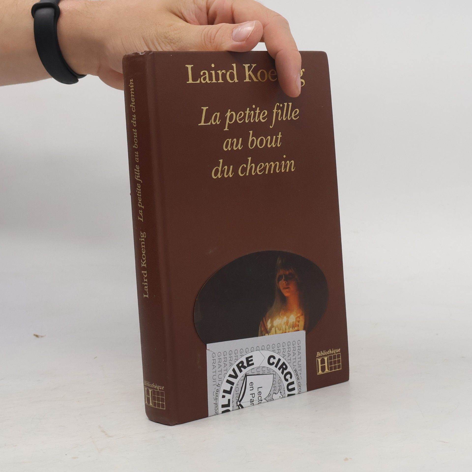 Laird Koenig La petite fille au bout du chemin