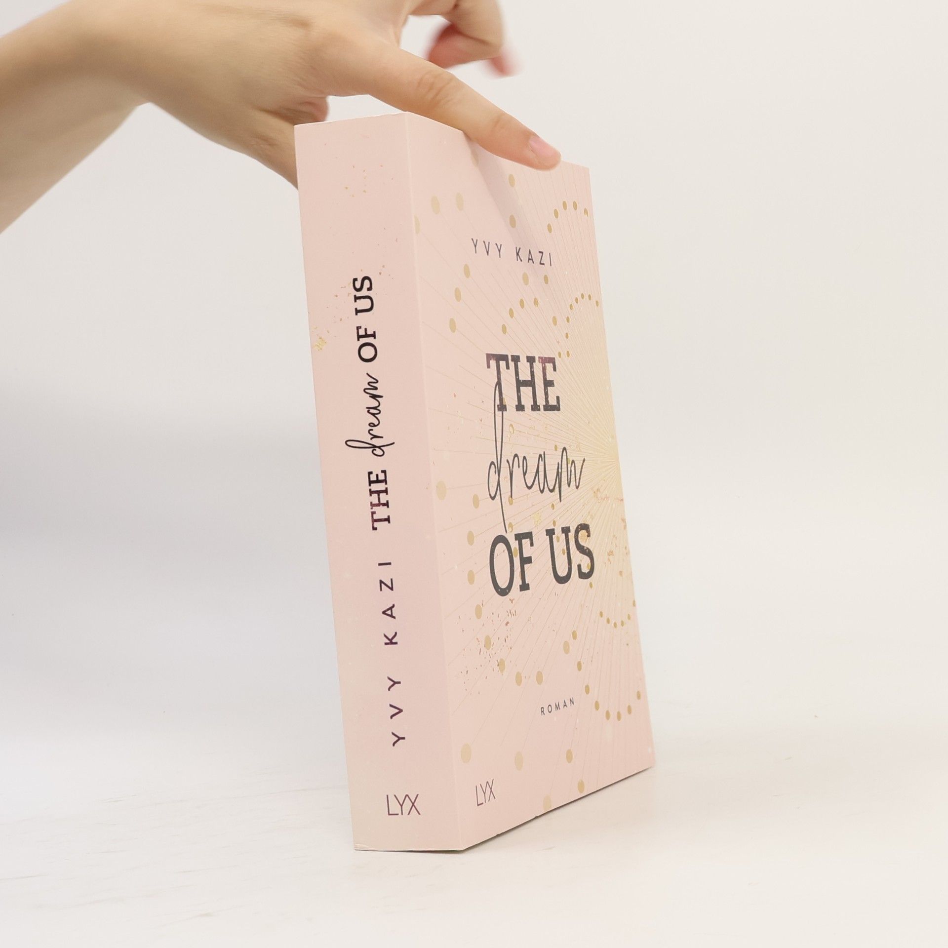 Yvy Kazi The dream of us