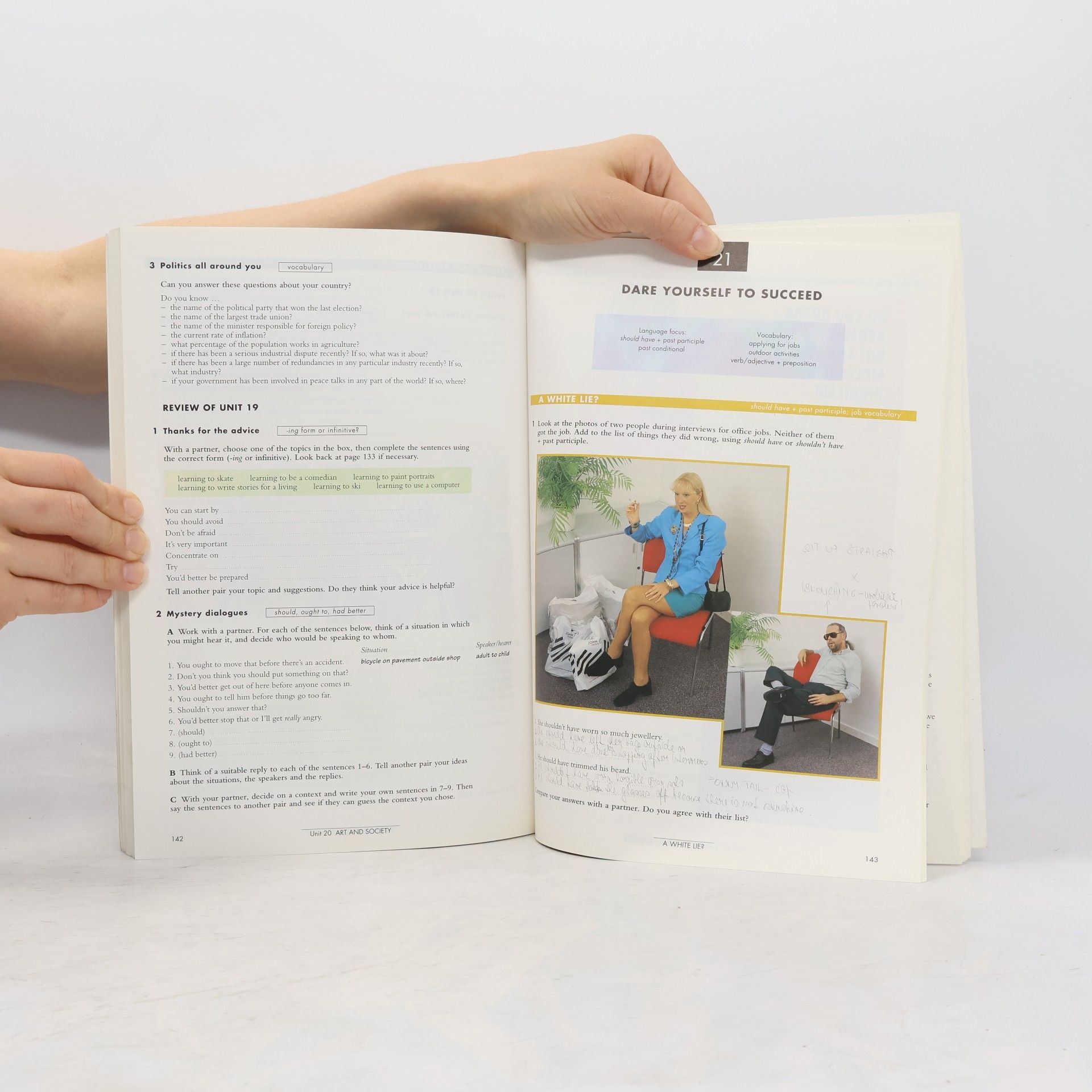 Ruth Gairns True to life : English for adult learners : intermediate : class book