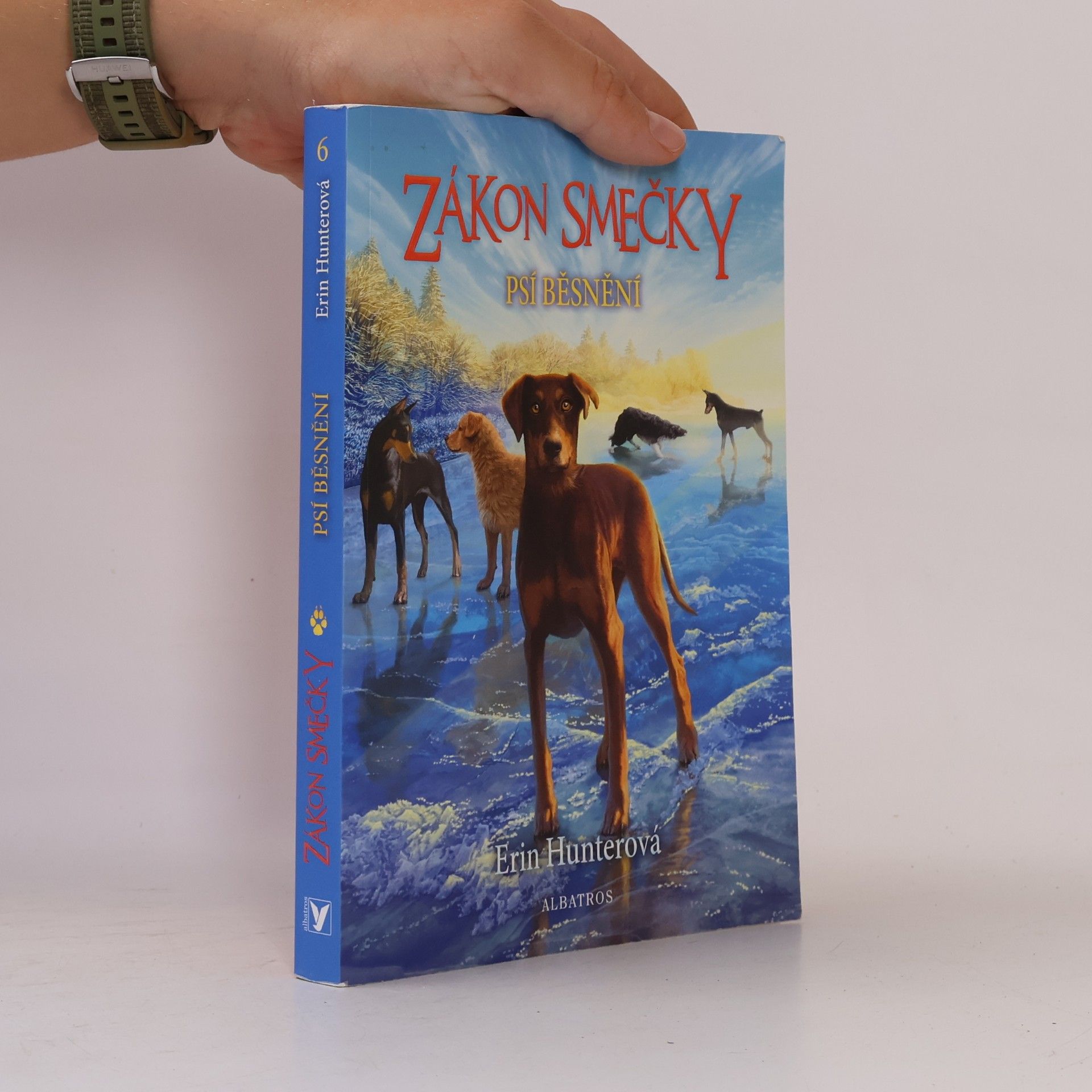 Erin Hunter Psí běsnění. Zákon smečky