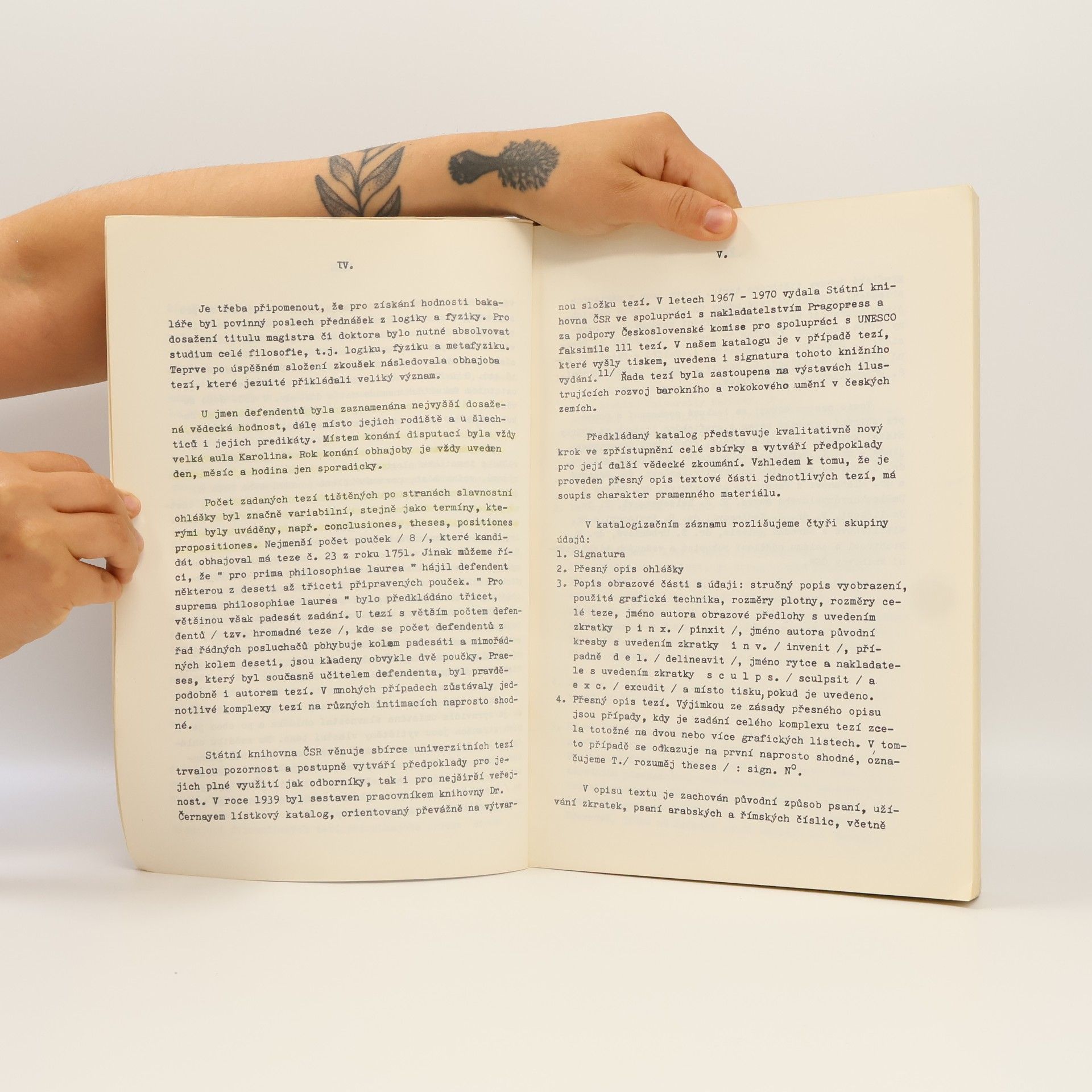 Anna Fechtnerová Katalog grafických listů univerzitních tezí uložených ve Státní knihovně ČSR v Praze. Díl I.