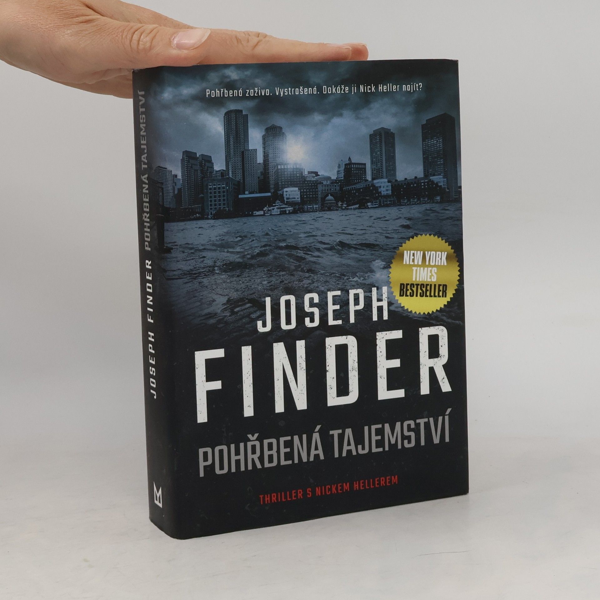Joseph Finder Pohřbená tajemství
