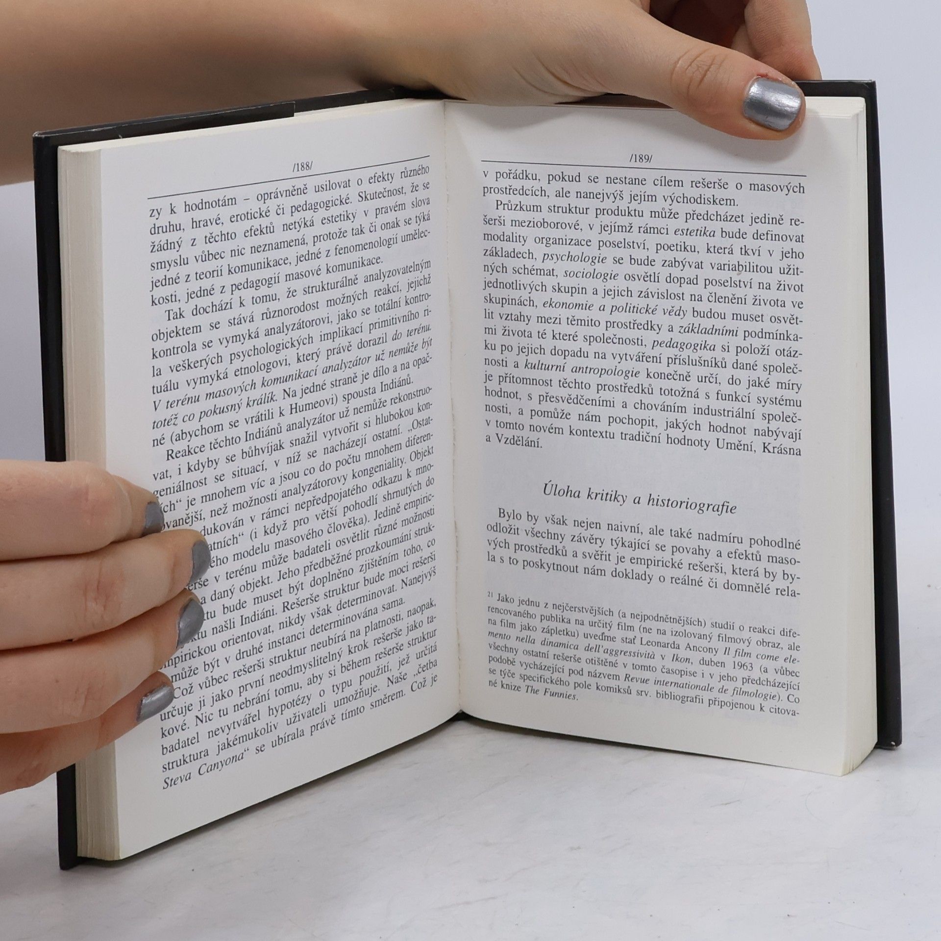 Umberto Eco Skeptikové a těšitelé