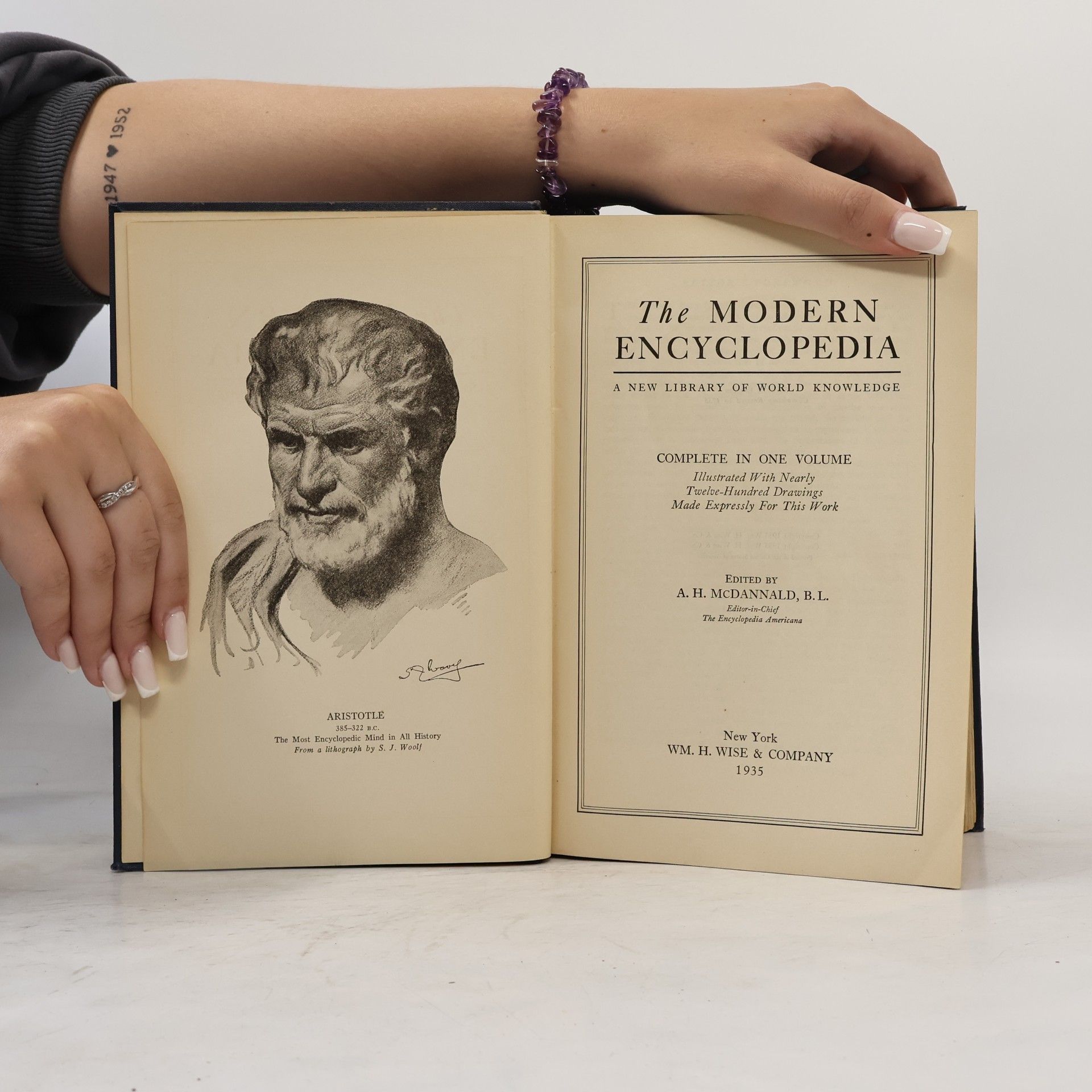 Various authors The Modern Encyclopedia