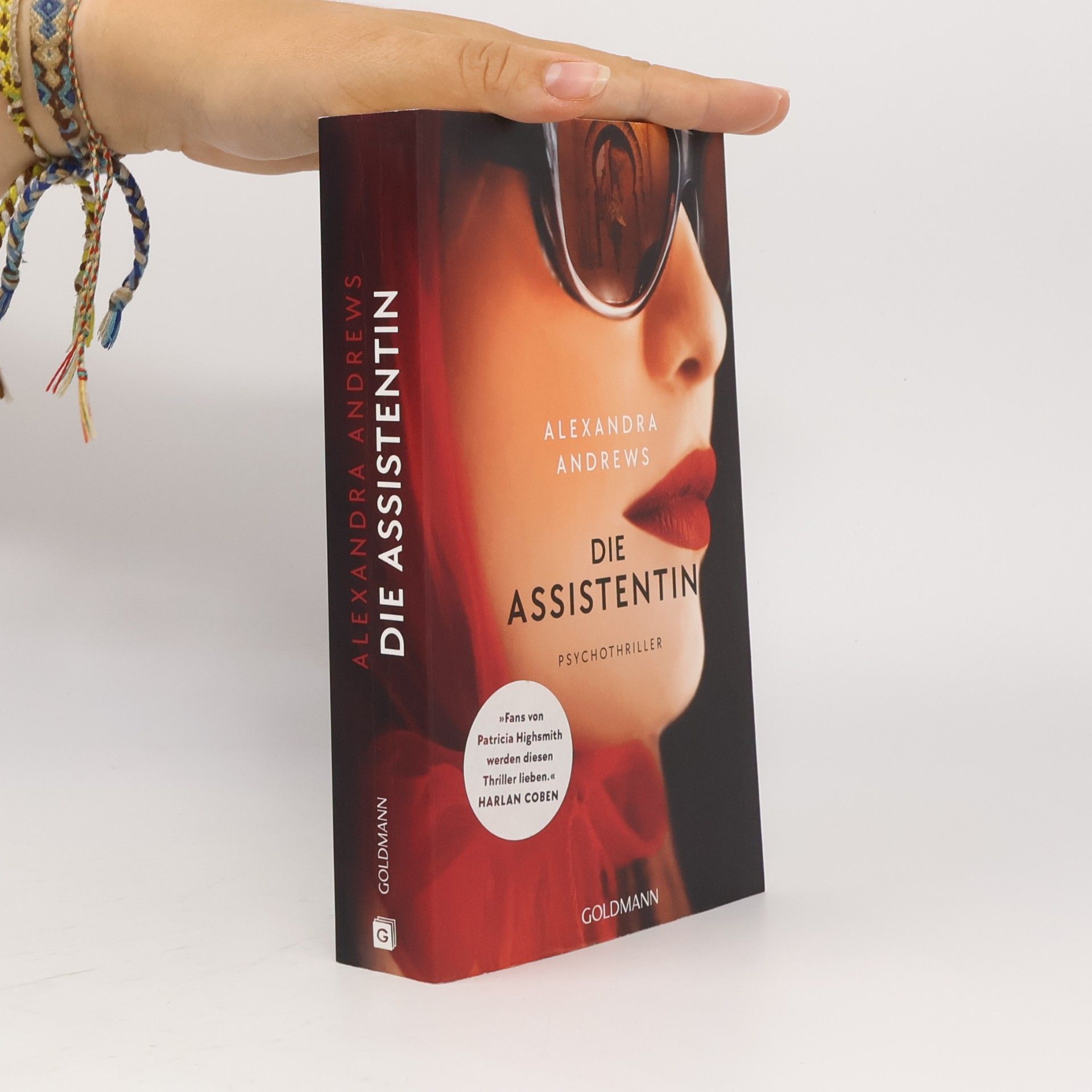 Alexandra Andrews Die Assistentin