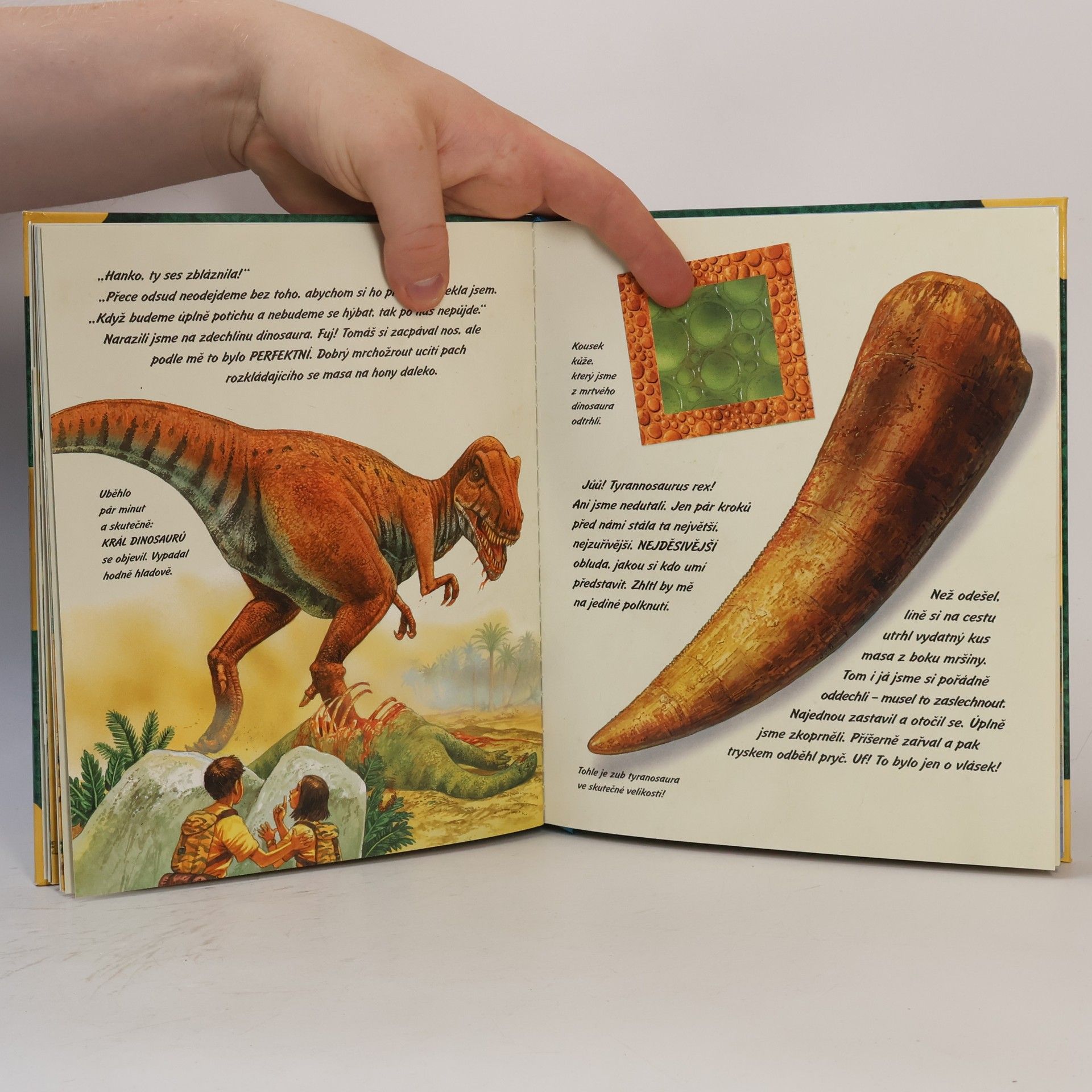 Nicholas Harris Dinosauři. Cesta do minulosti