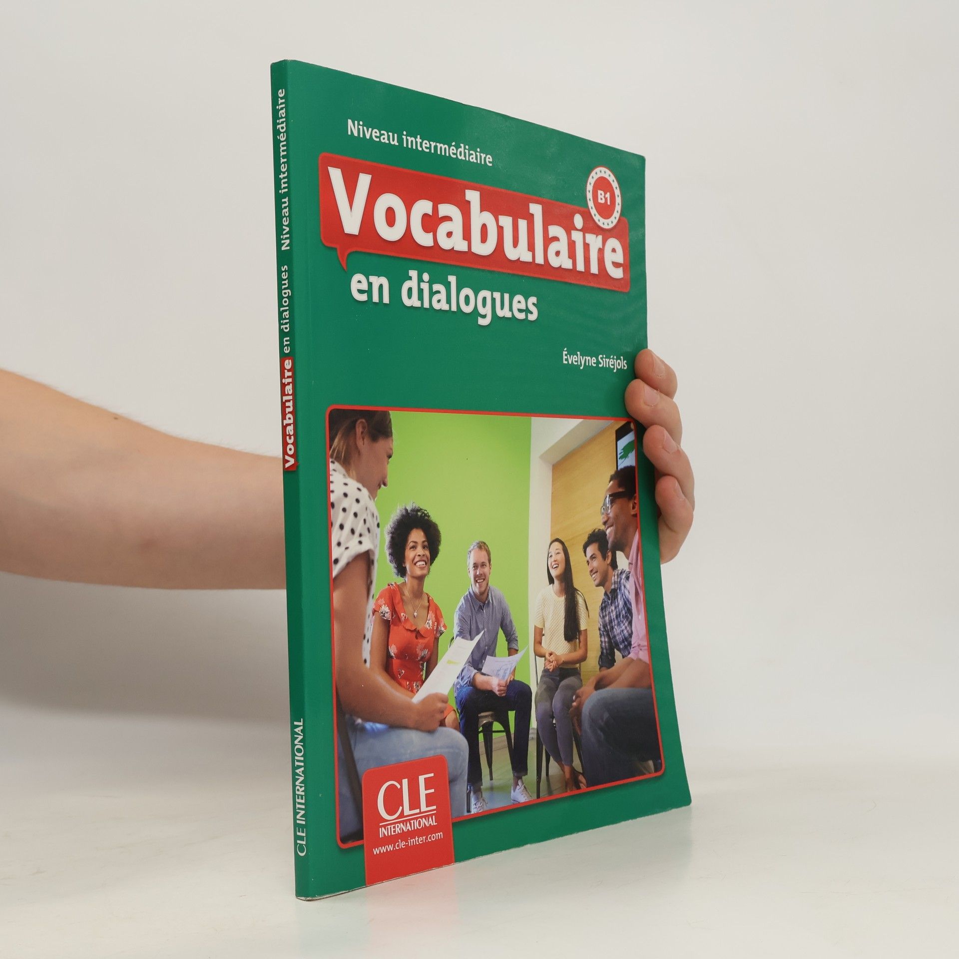 CLE Vocabulaire en dialogues - Niveau intermediaire, m. Audio-CD