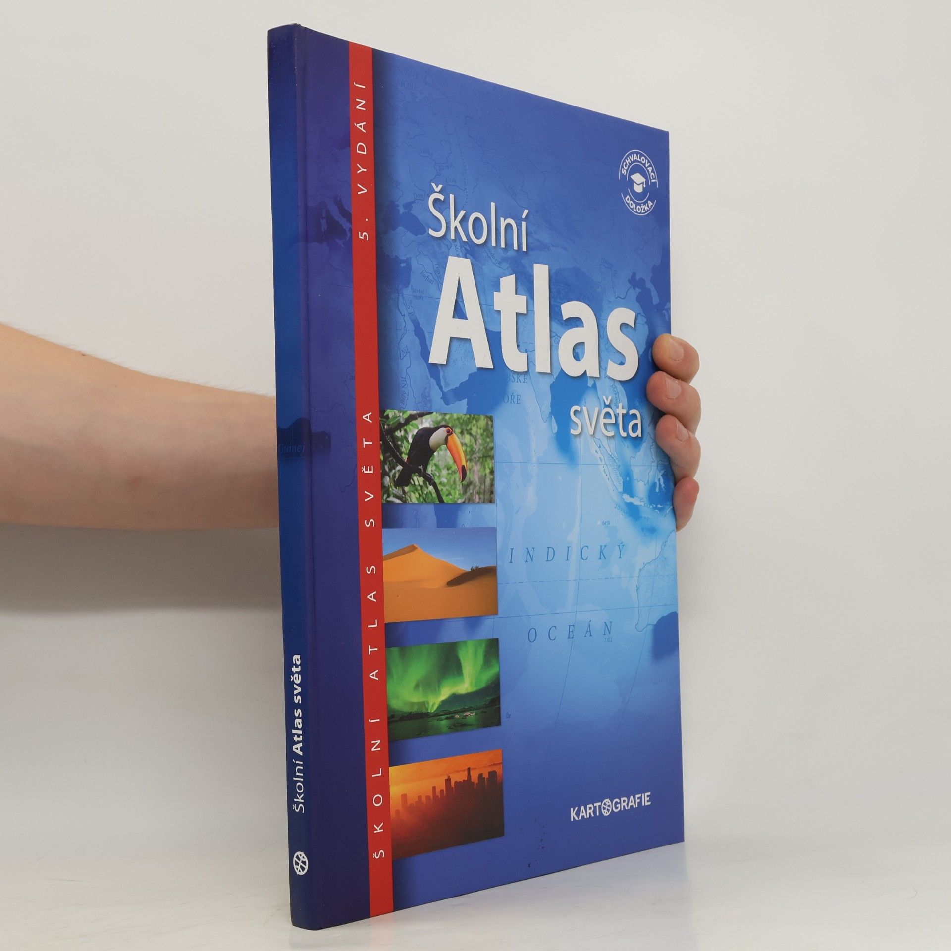 Autorenkollektiv Školní atlas světa