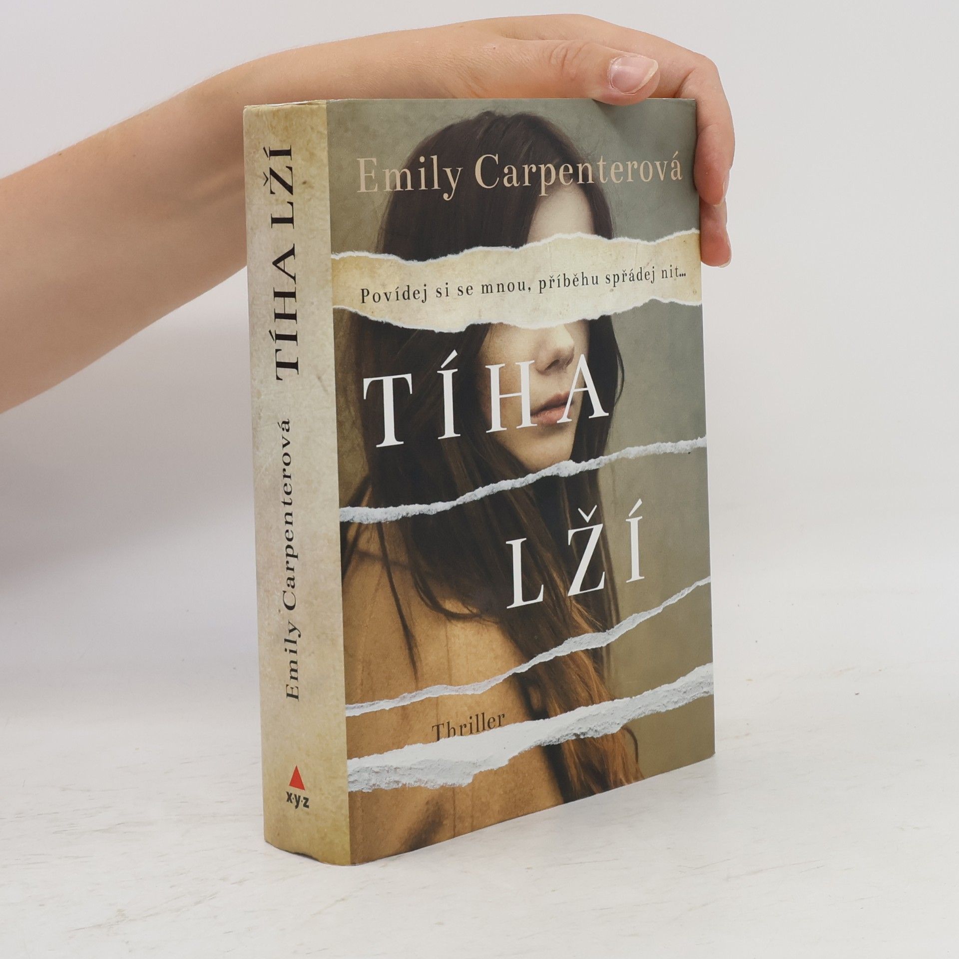 Emily Carpenter Tíha lží