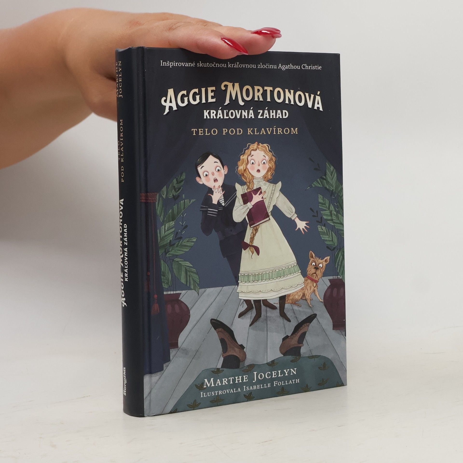 Marthe Jocelyn Aggie Mortonová 1: Telo pod klavírom