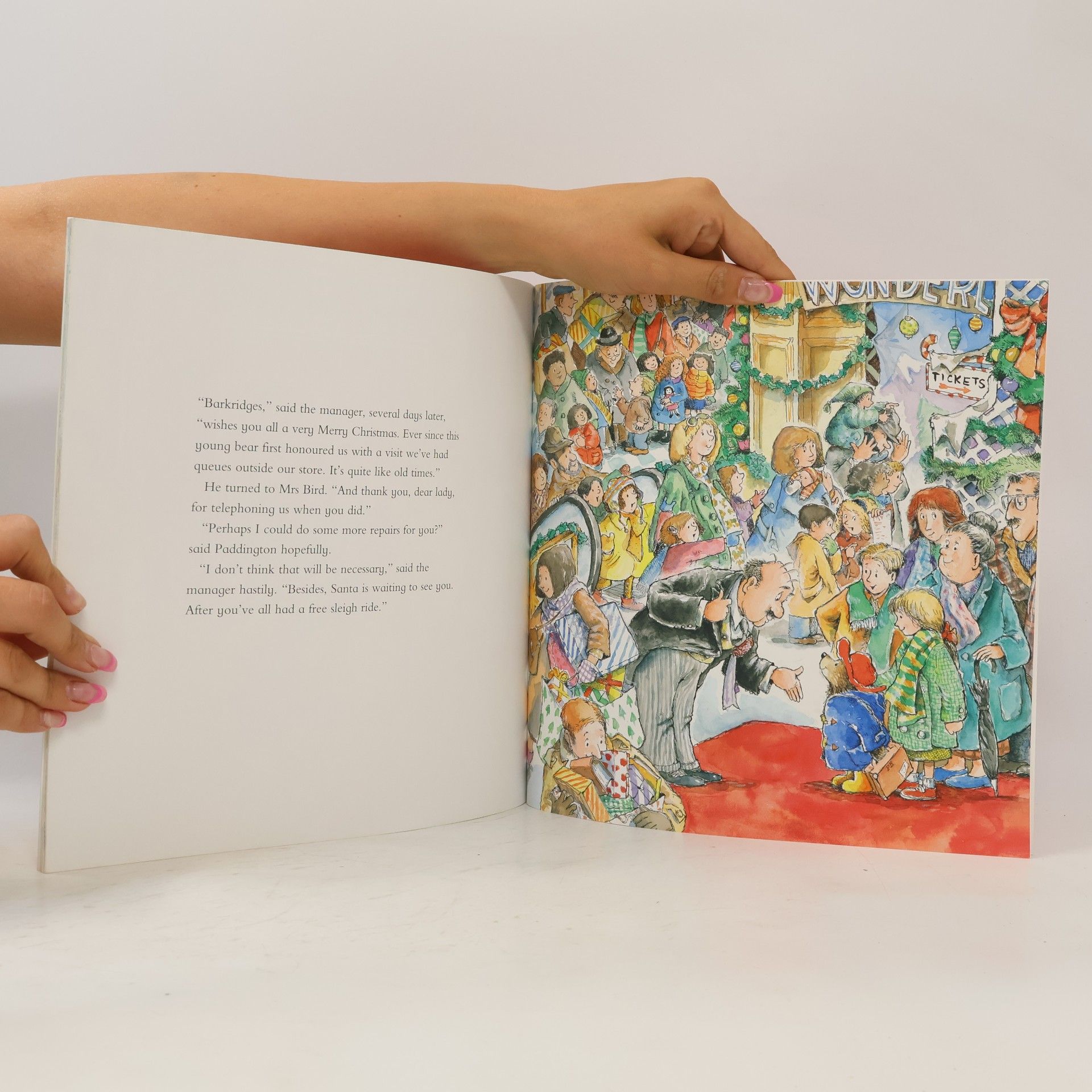 Michael Bond Paddington and the Christmas Surprise