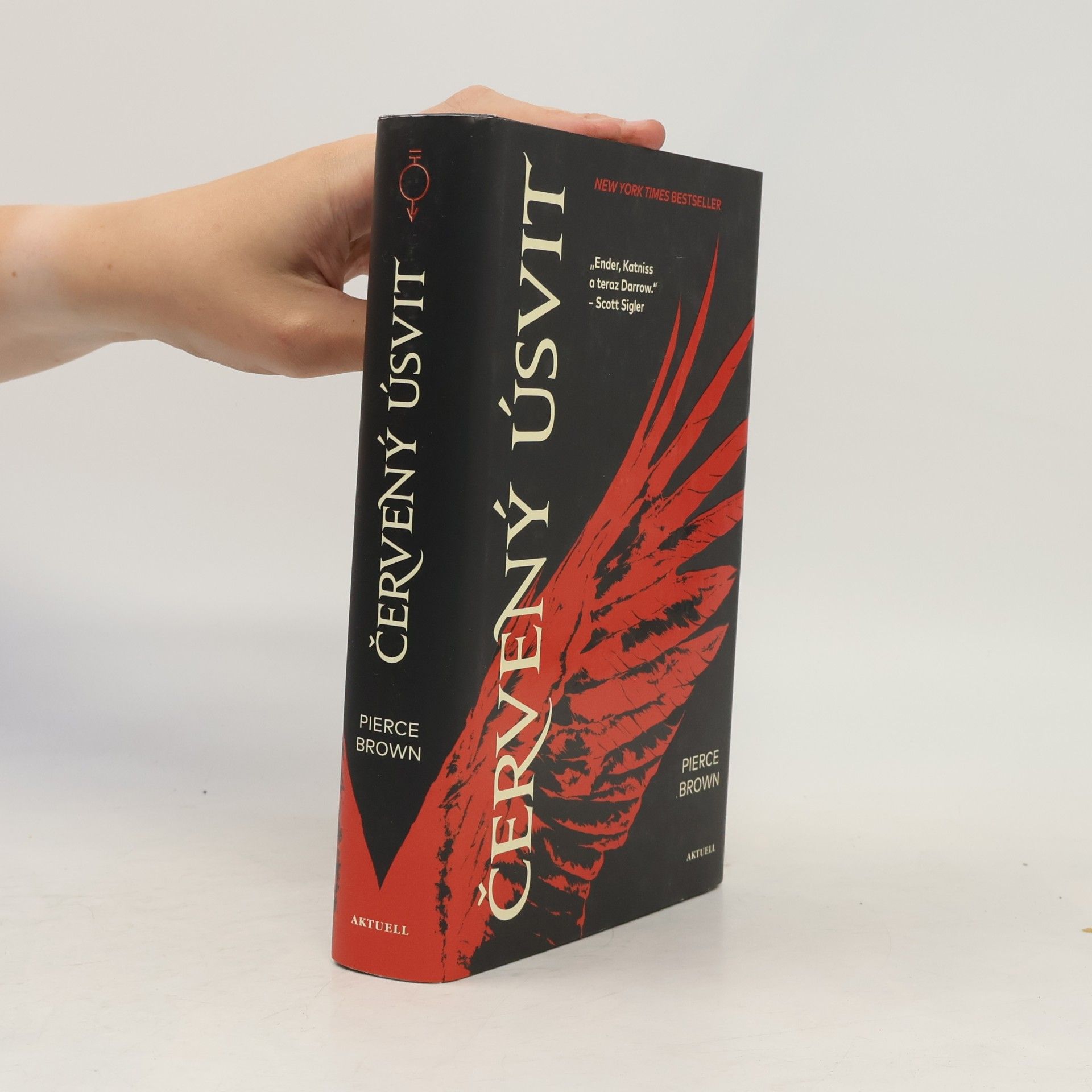 Pierce Brown Červený úsvit