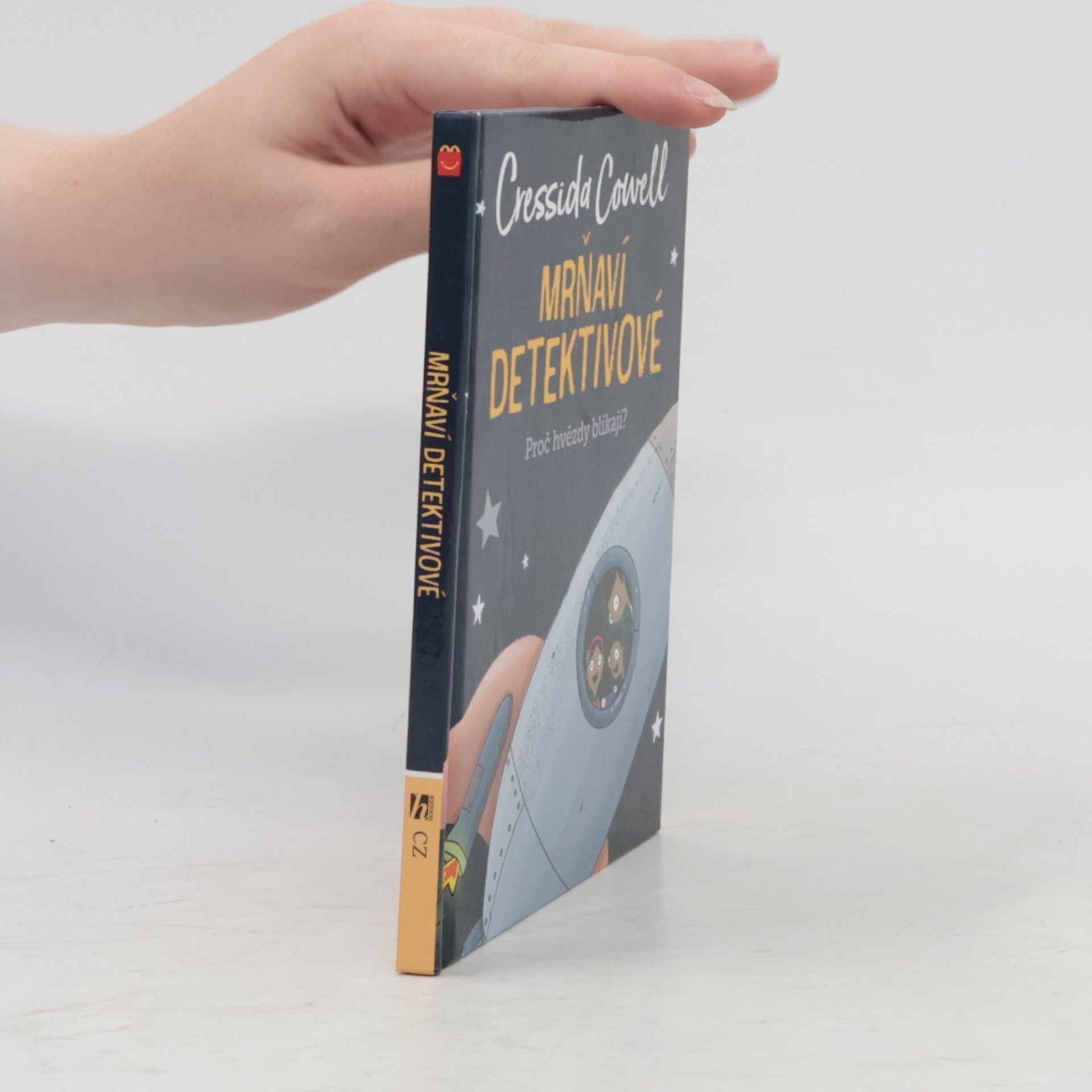 Cressida Cowell Mrňaví detektivové