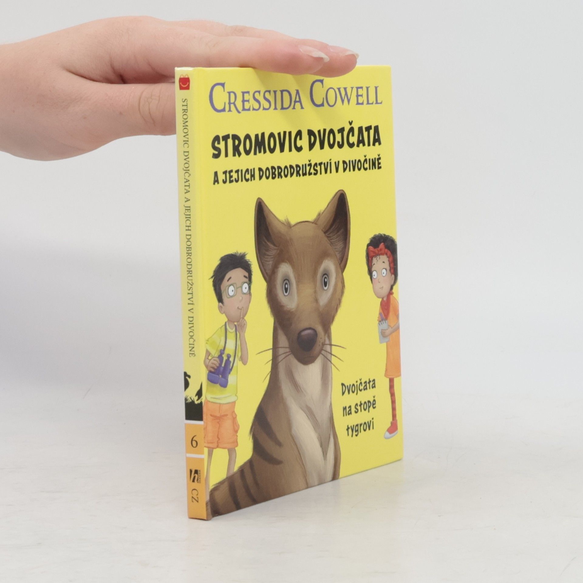 Cressida Cowell Stromovic dvojčata a jejich dobrodružství v divočině. Dvojčata na stopě tygrovi