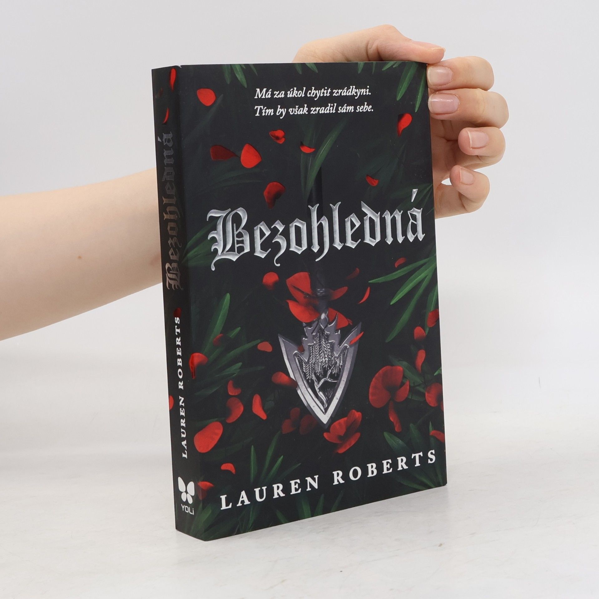 Lauren Roberts Bezohledná