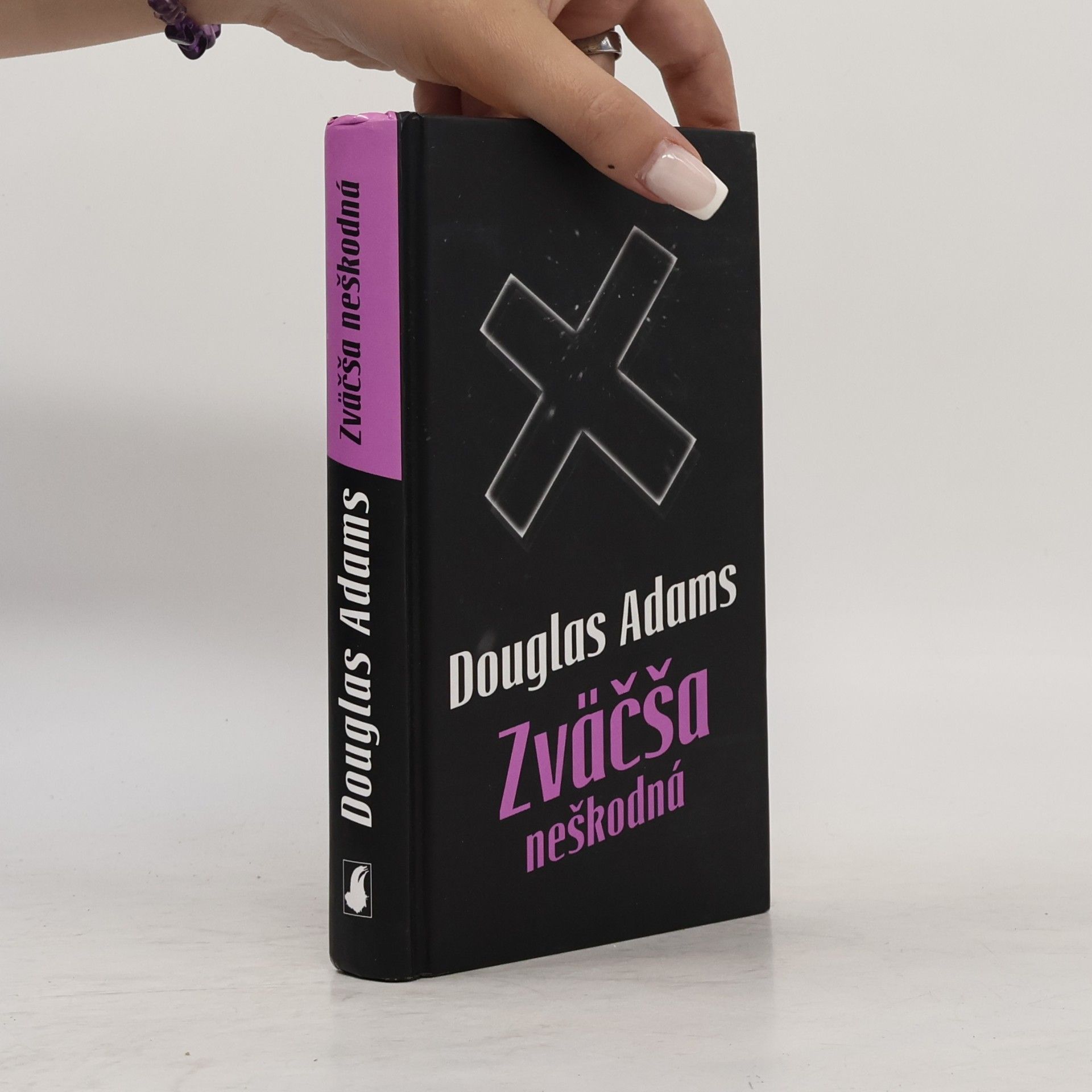 Douglas Adams Zväčša neškodná