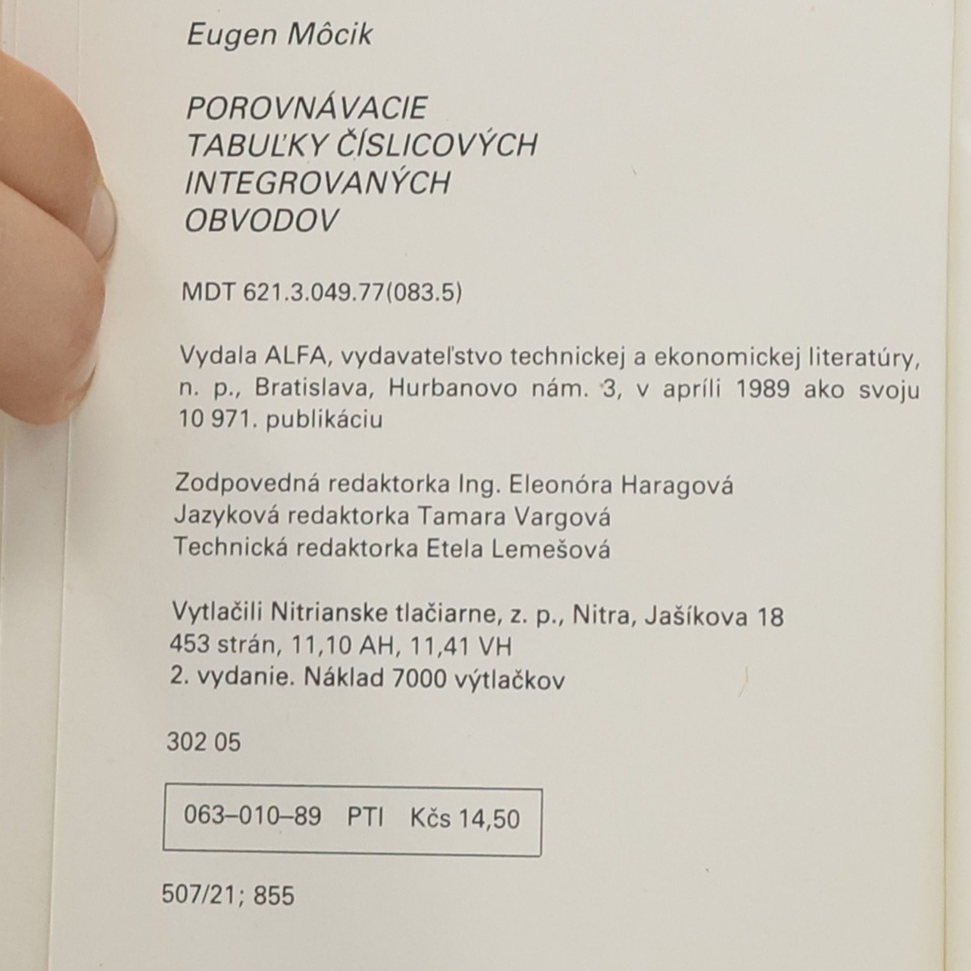 Egon Mócik Porovnávacie tabuľky číslicových integrovaných obvodov