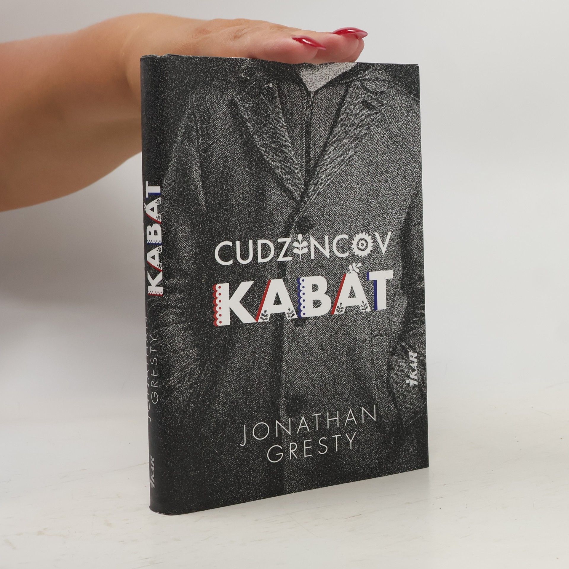Jonathan Gresty Cudzincov kabát