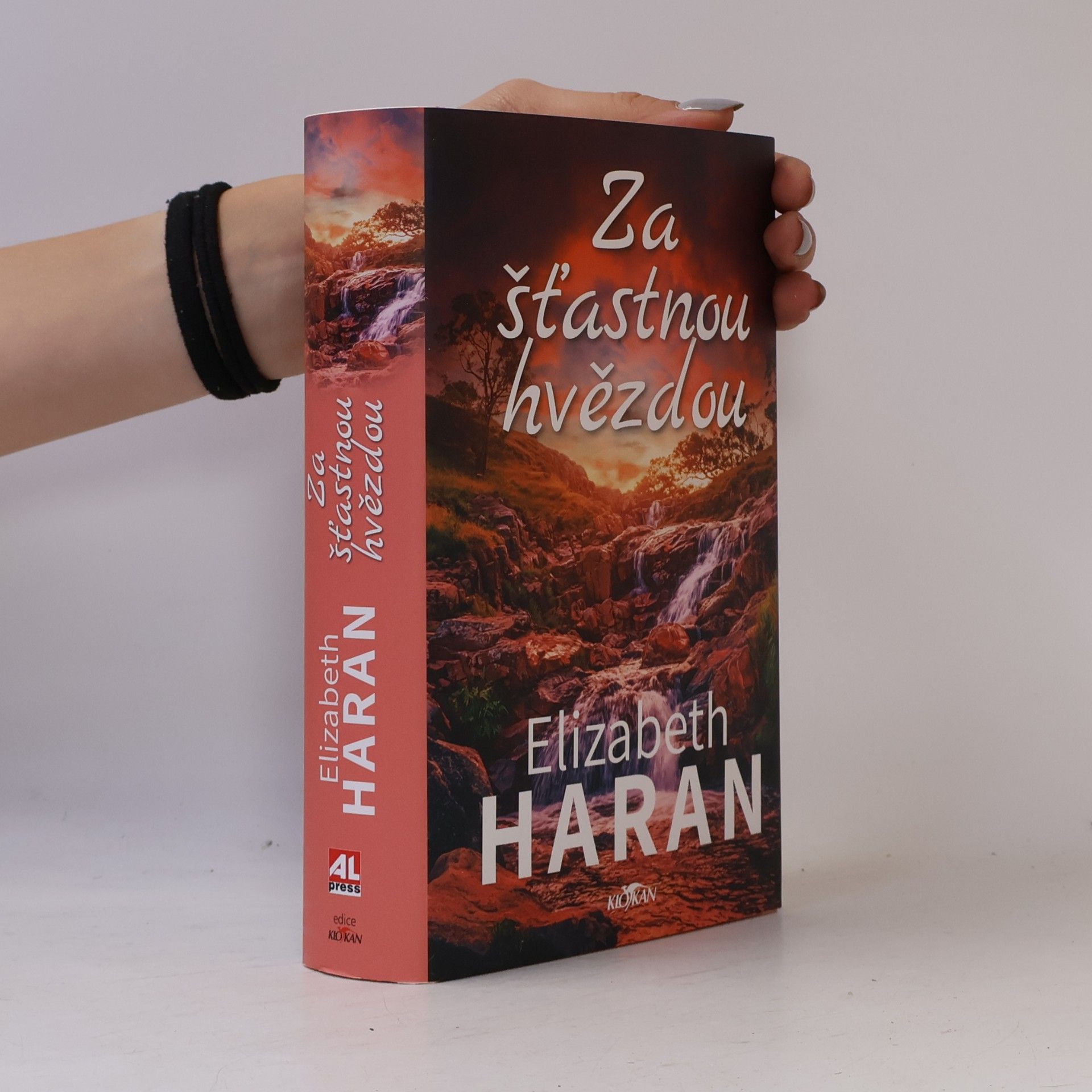 Elizabeth Haran Za šťastnou hvězdou