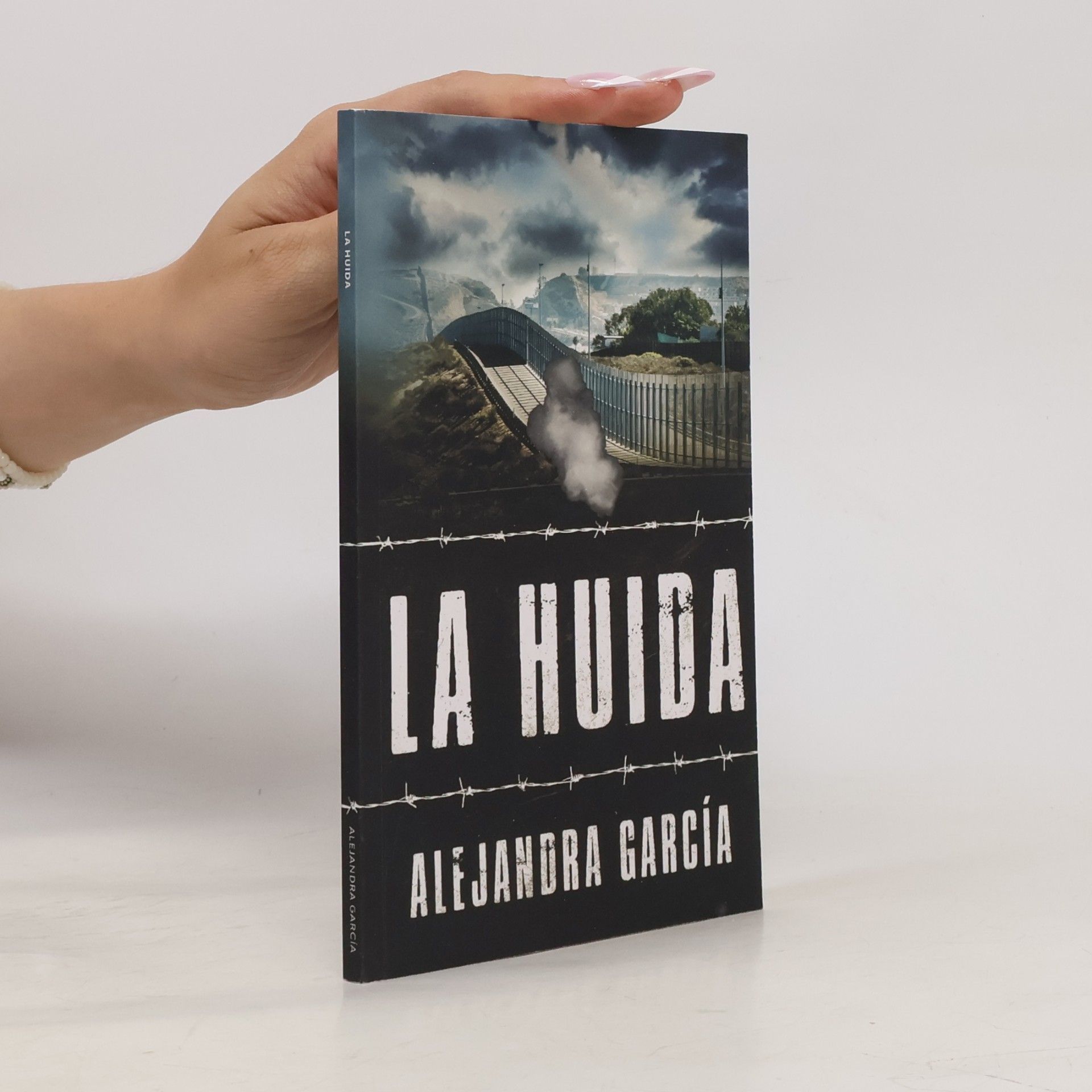 Alejandra Garcia La Huida