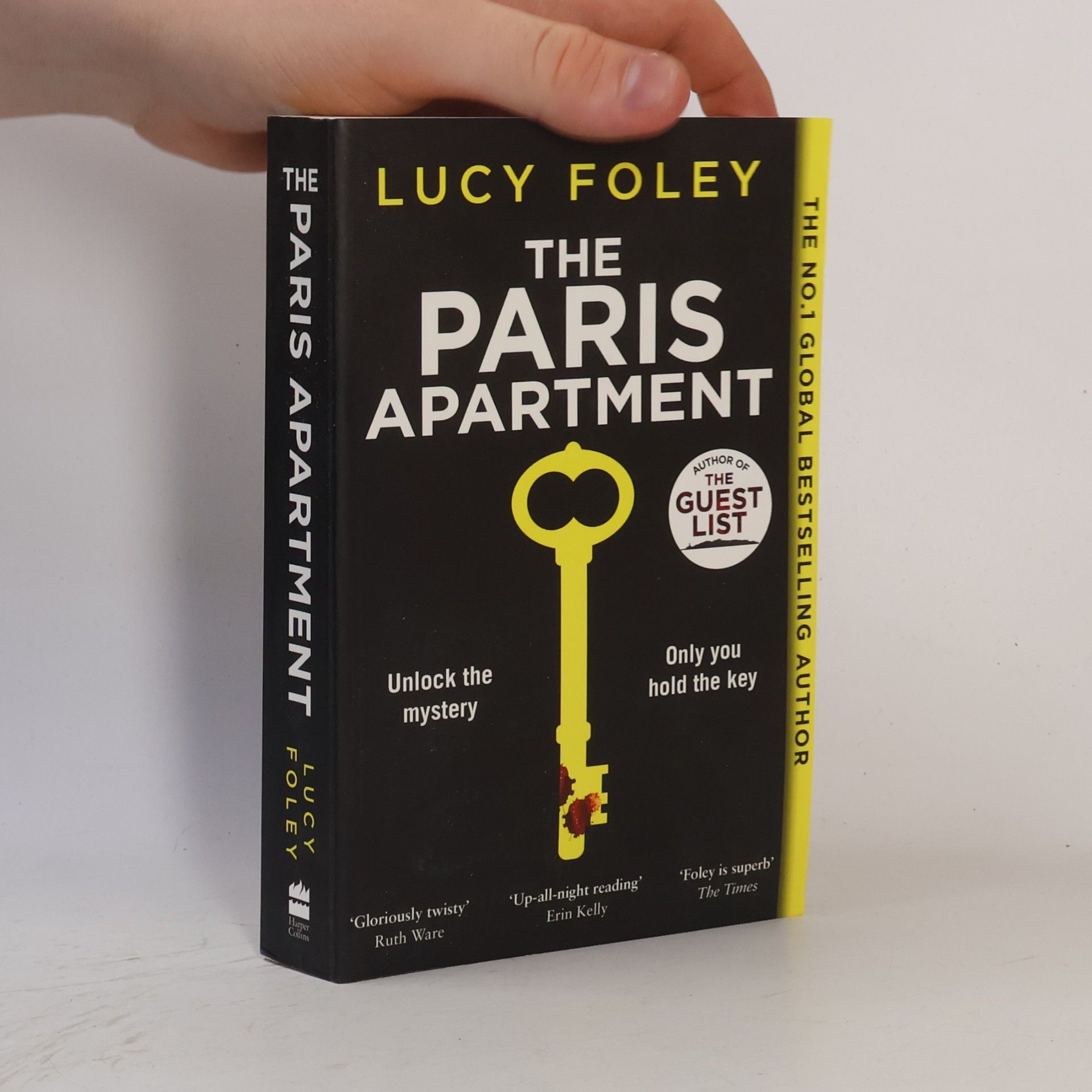 Lucy Foley The Paris apartment