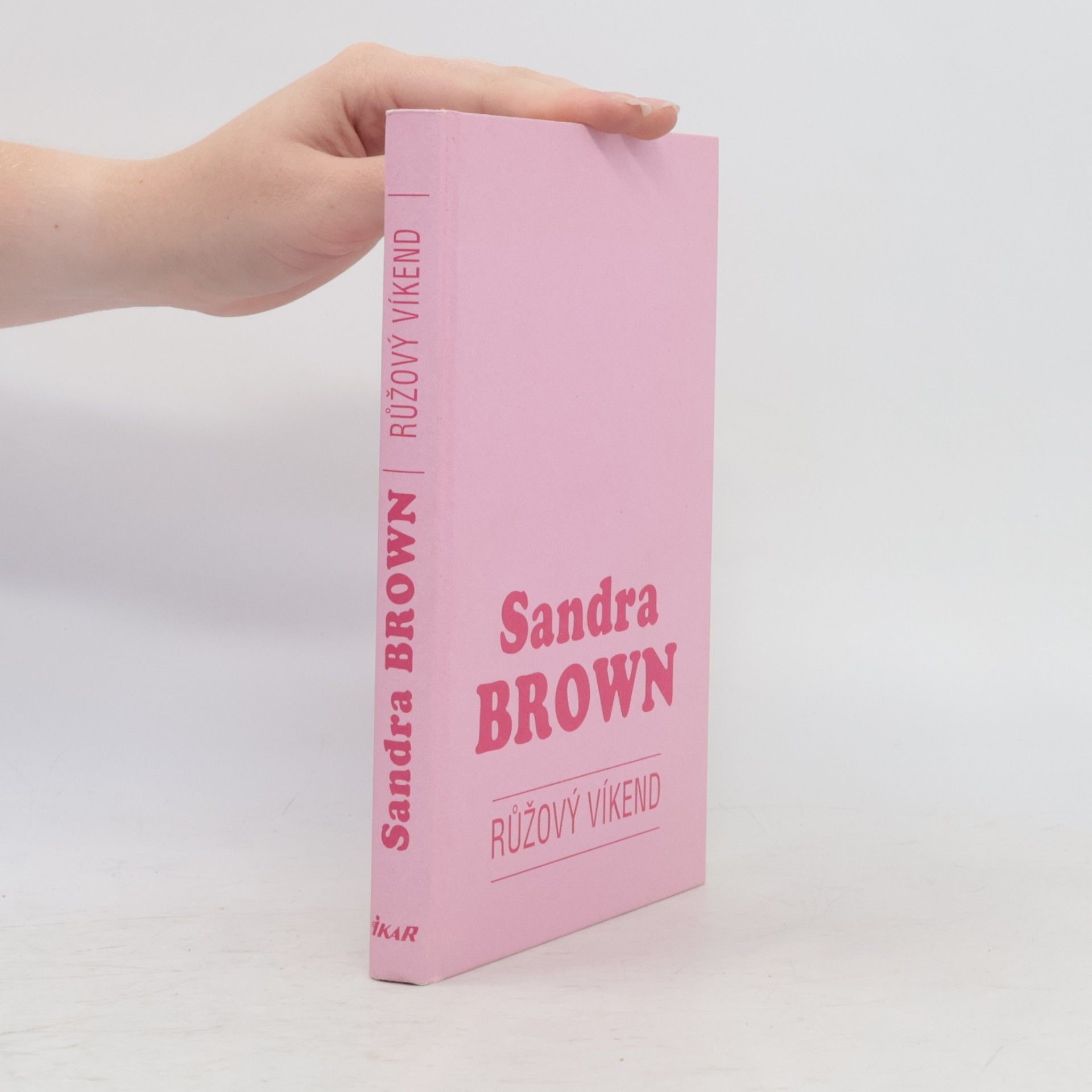 Sandra Brown Růžový víkend