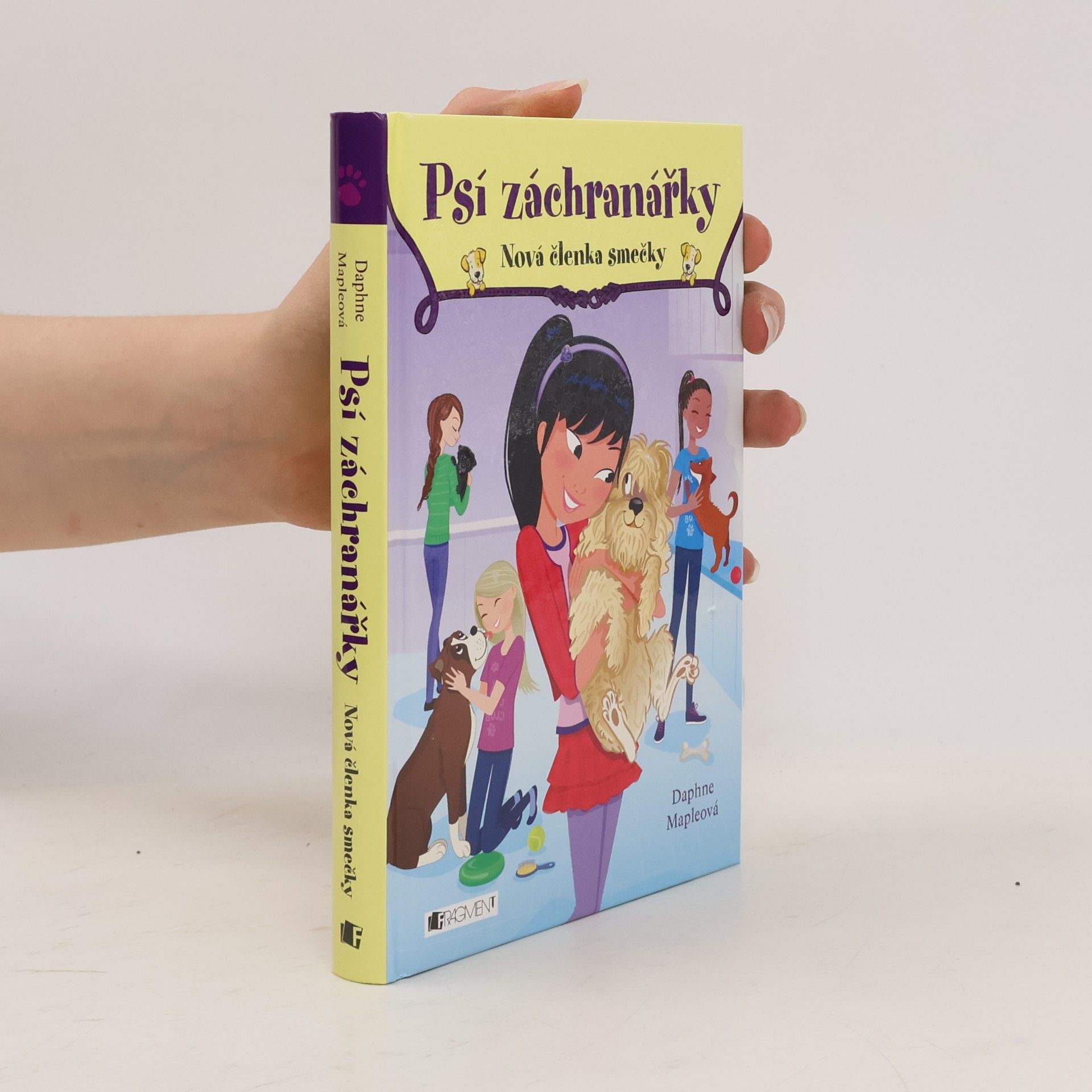 Daphne Maple Psí záchranářky. Nová členka smečky