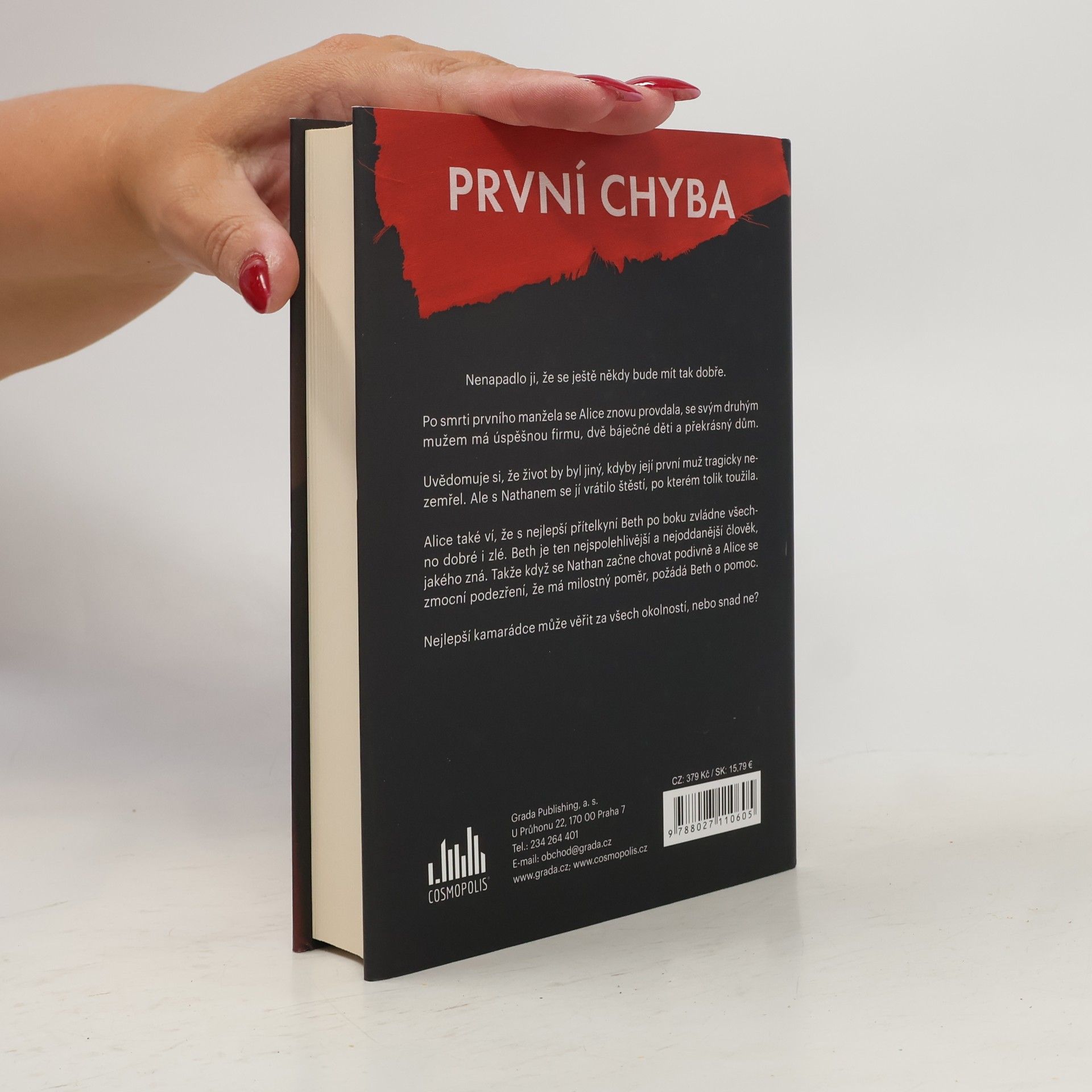 Sandie Jones První chyba : byla zároveň ta poslední...