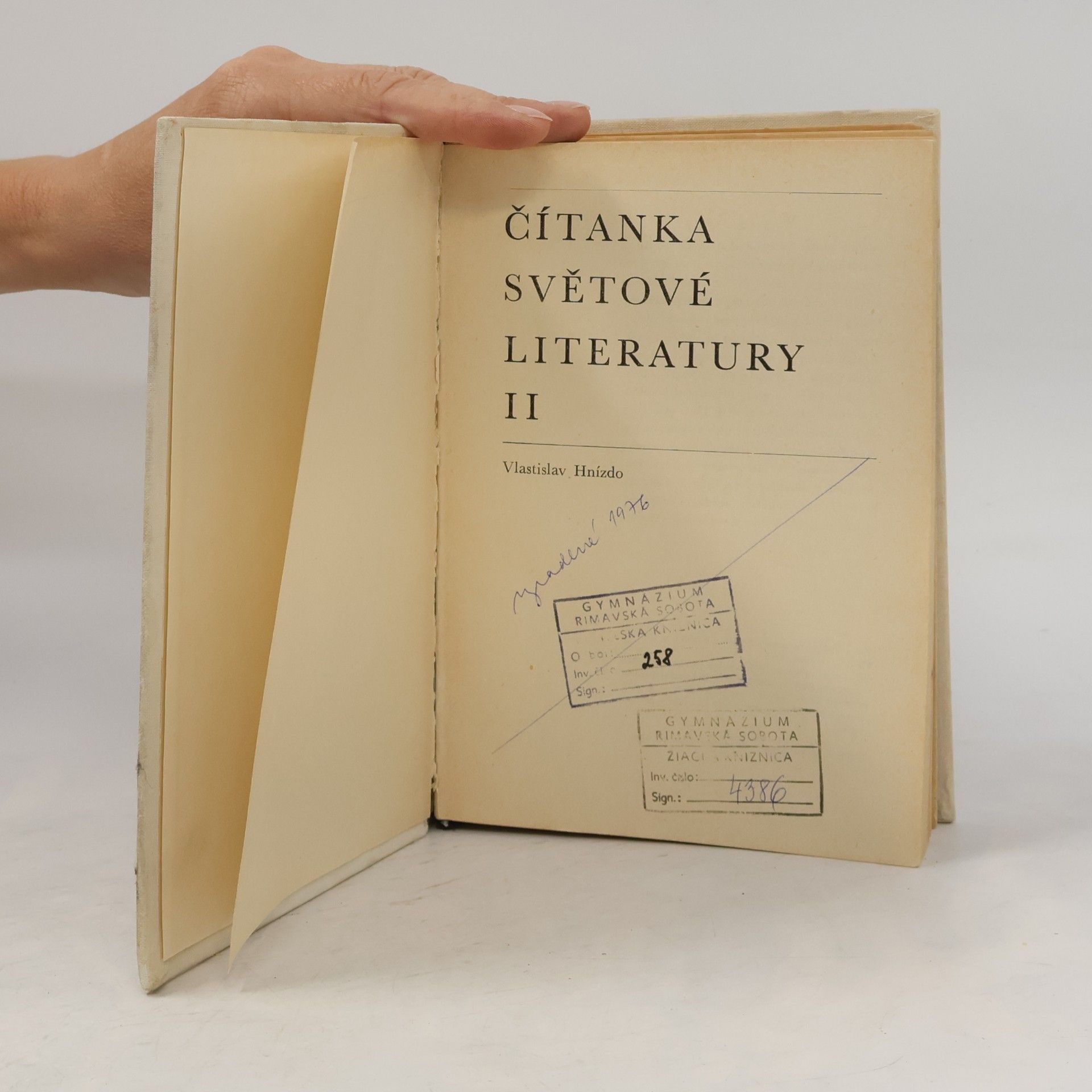 Vlastislav Hnízdo Čítanka světové literatury II.