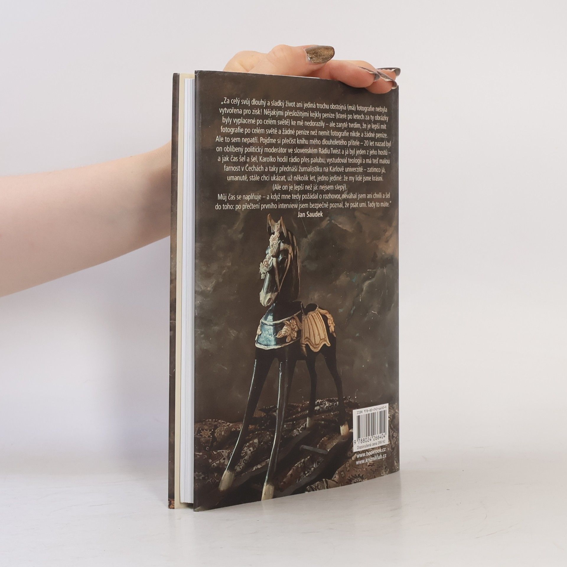 Karol Lovaš Jan Saudek: Mystik: Fotograf, kterého se dotkl Bůh