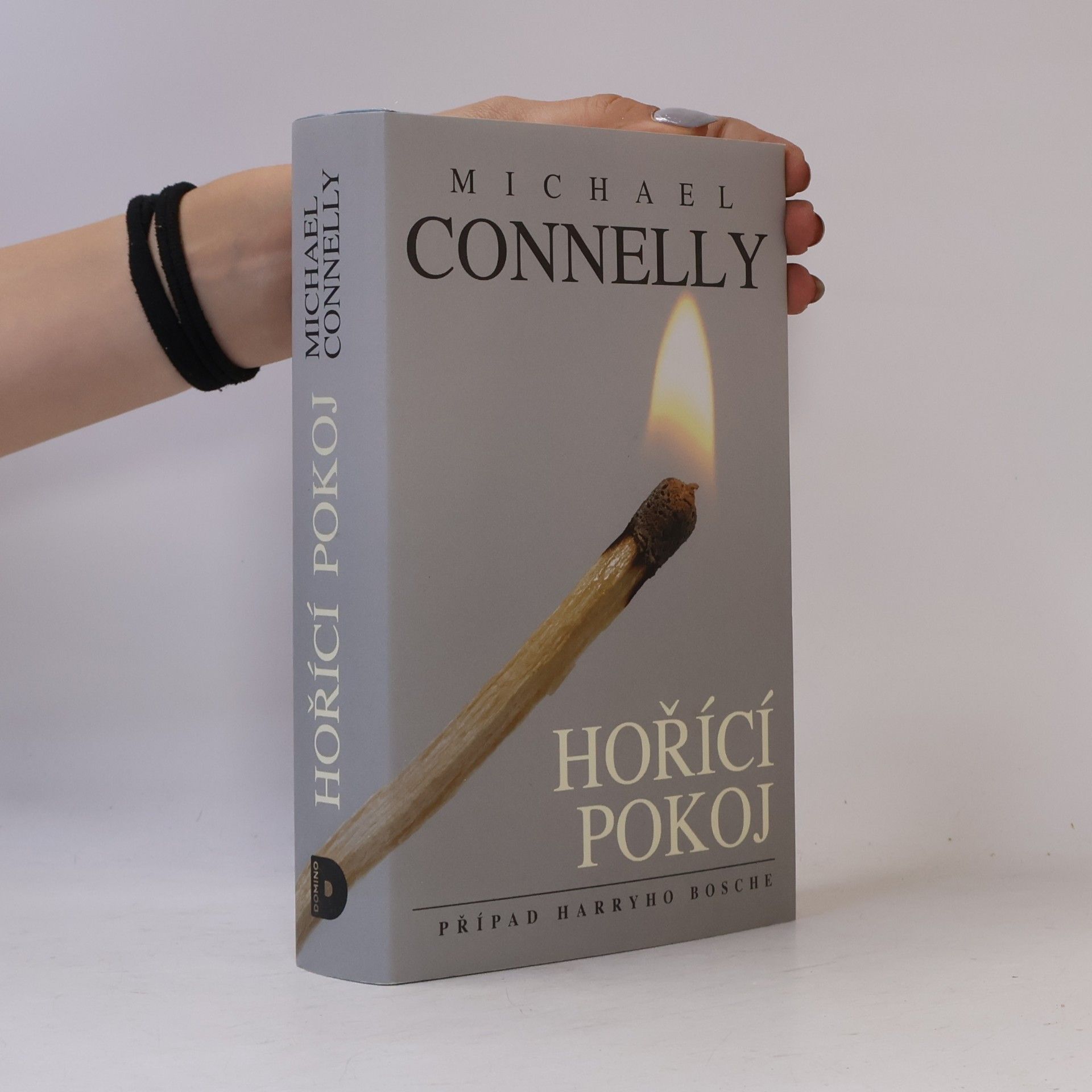 Michael Connelly Hořící pokoj