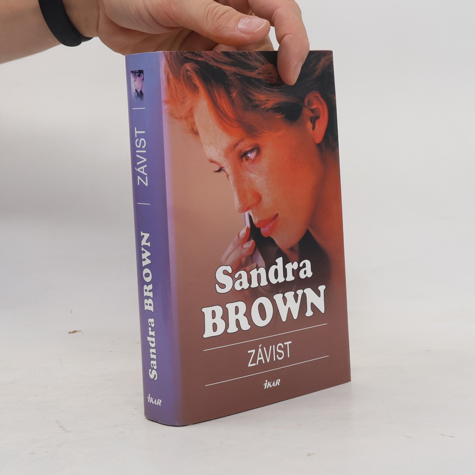 Sandra Brown Závist