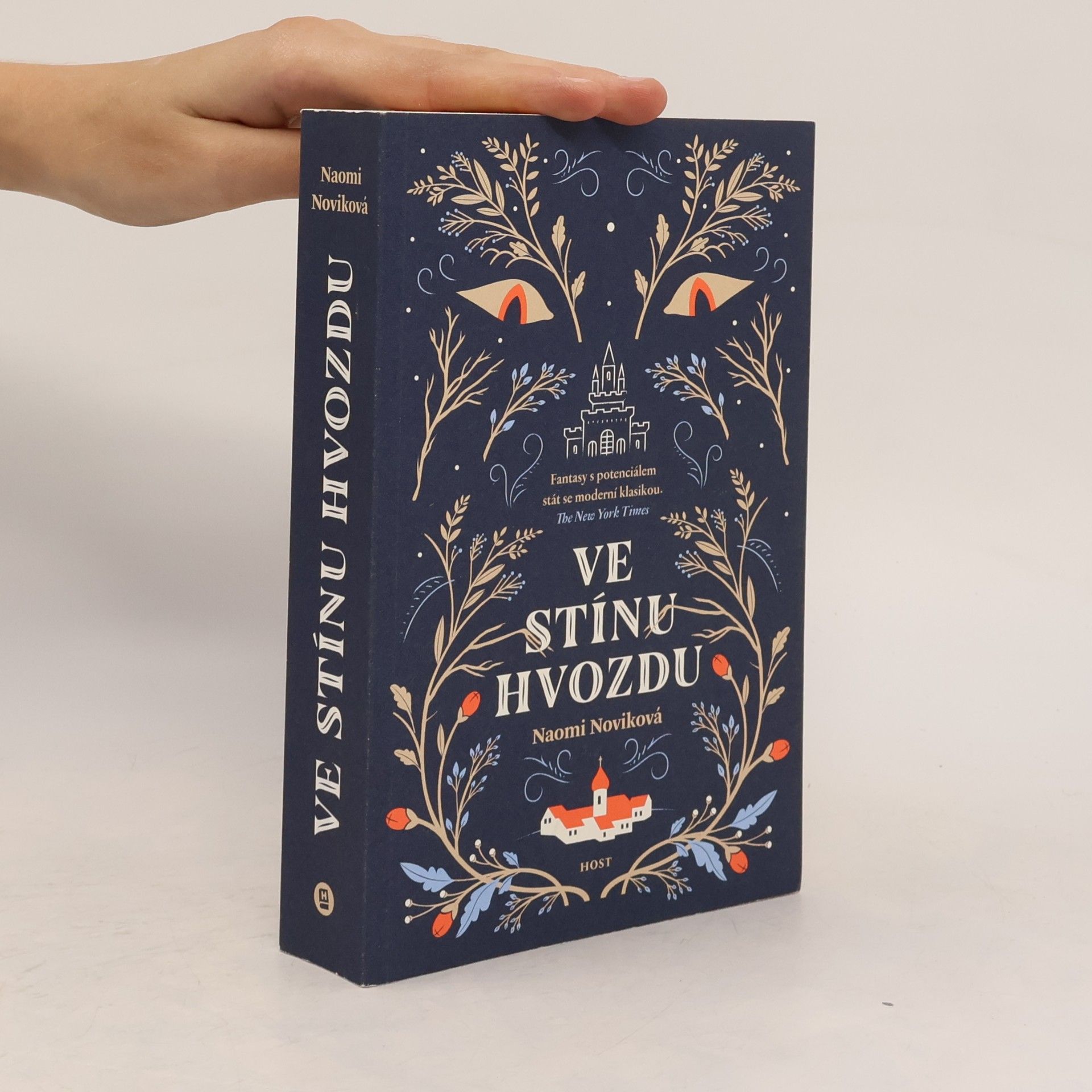Naomi Novik Ve stínu Hvozdu