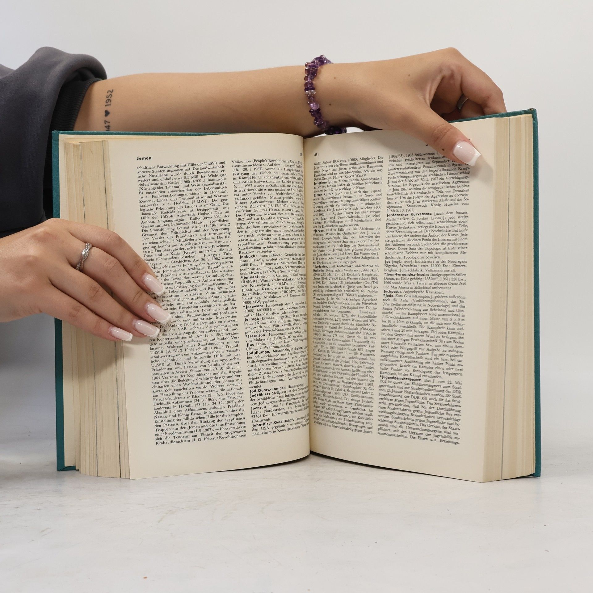 Collectif d'auteurs Meyers neues Lexikon 9