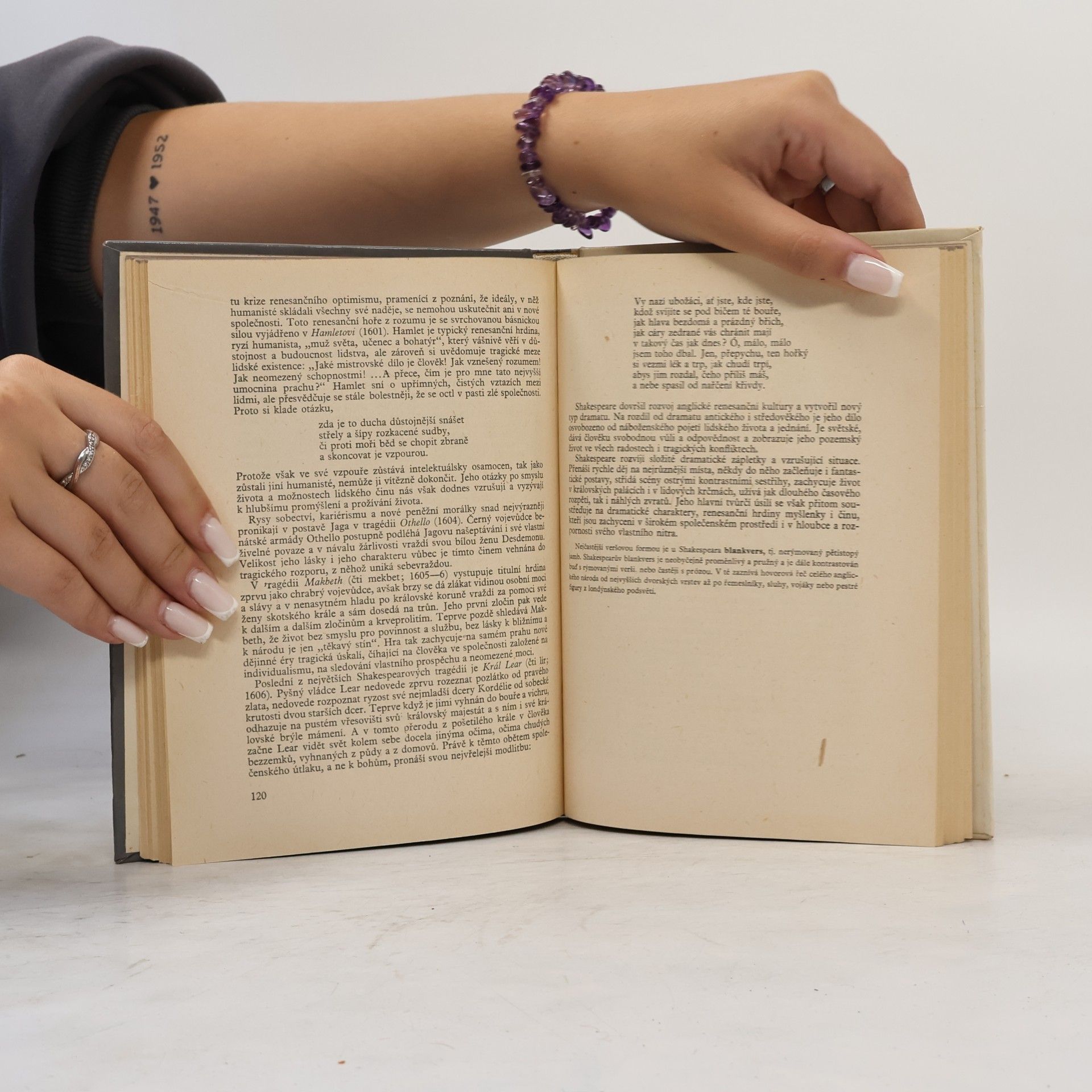 AA.VV. Svět literatury I