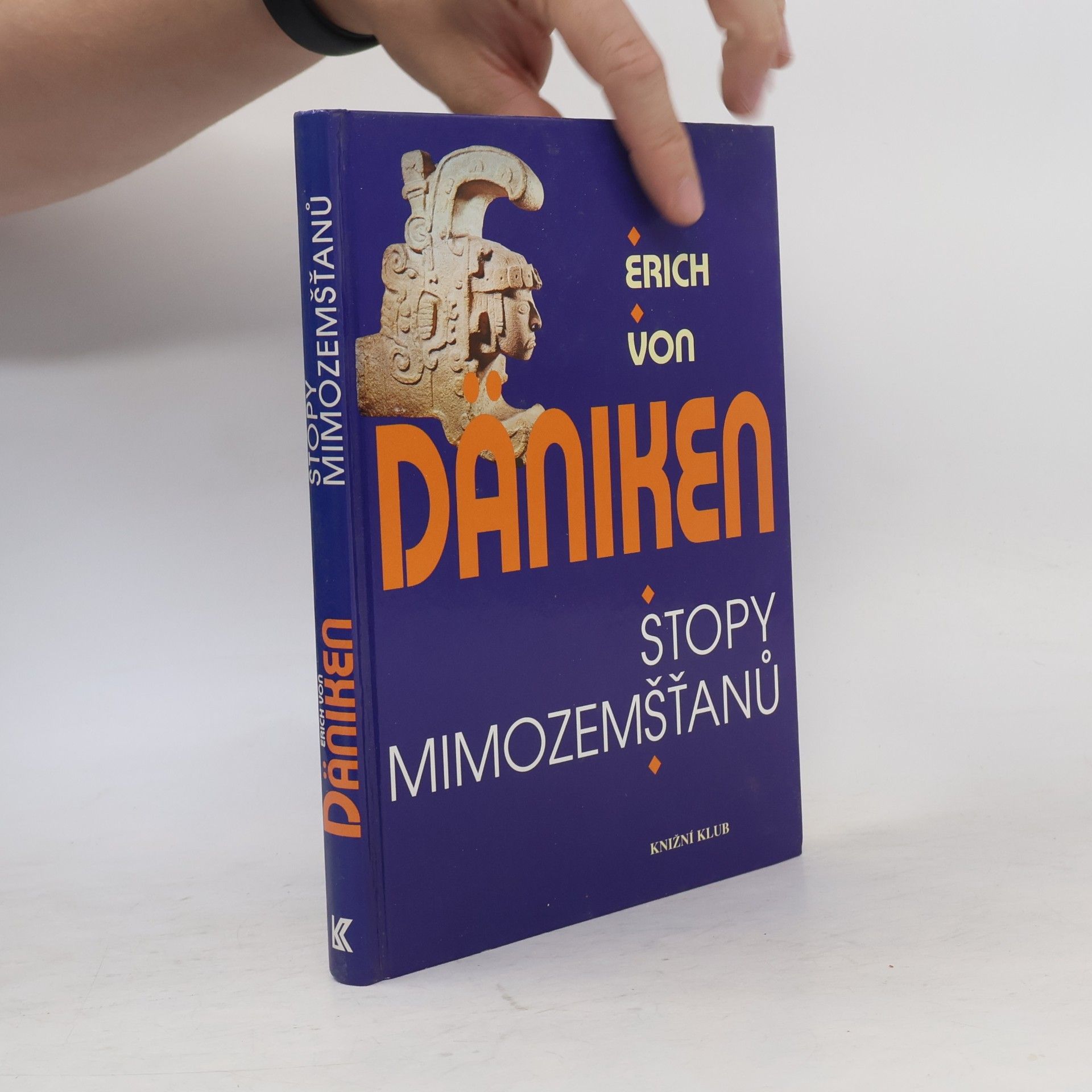 Erich von Däniken Stopy mimozemšťanů