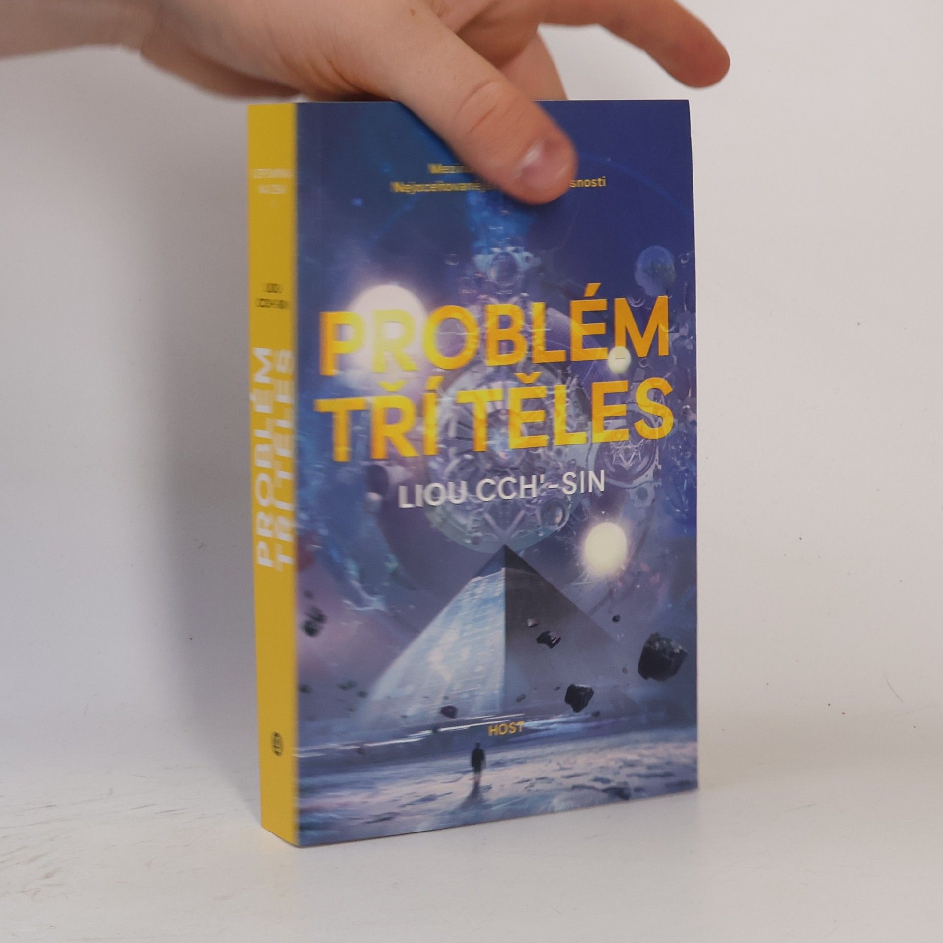 Liou Cch’-sin Problém tří těles