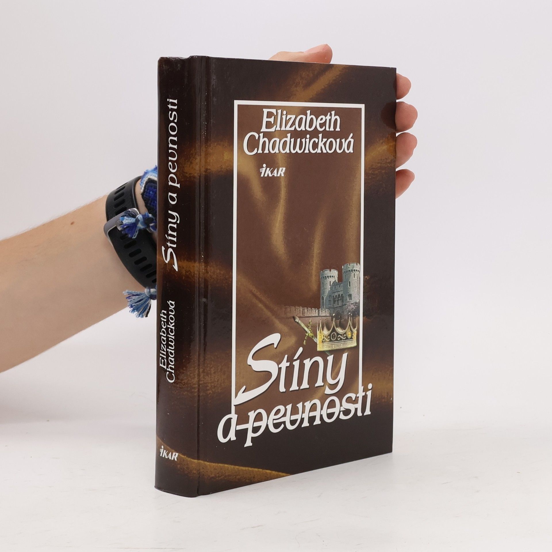 Stíny a pevnosti