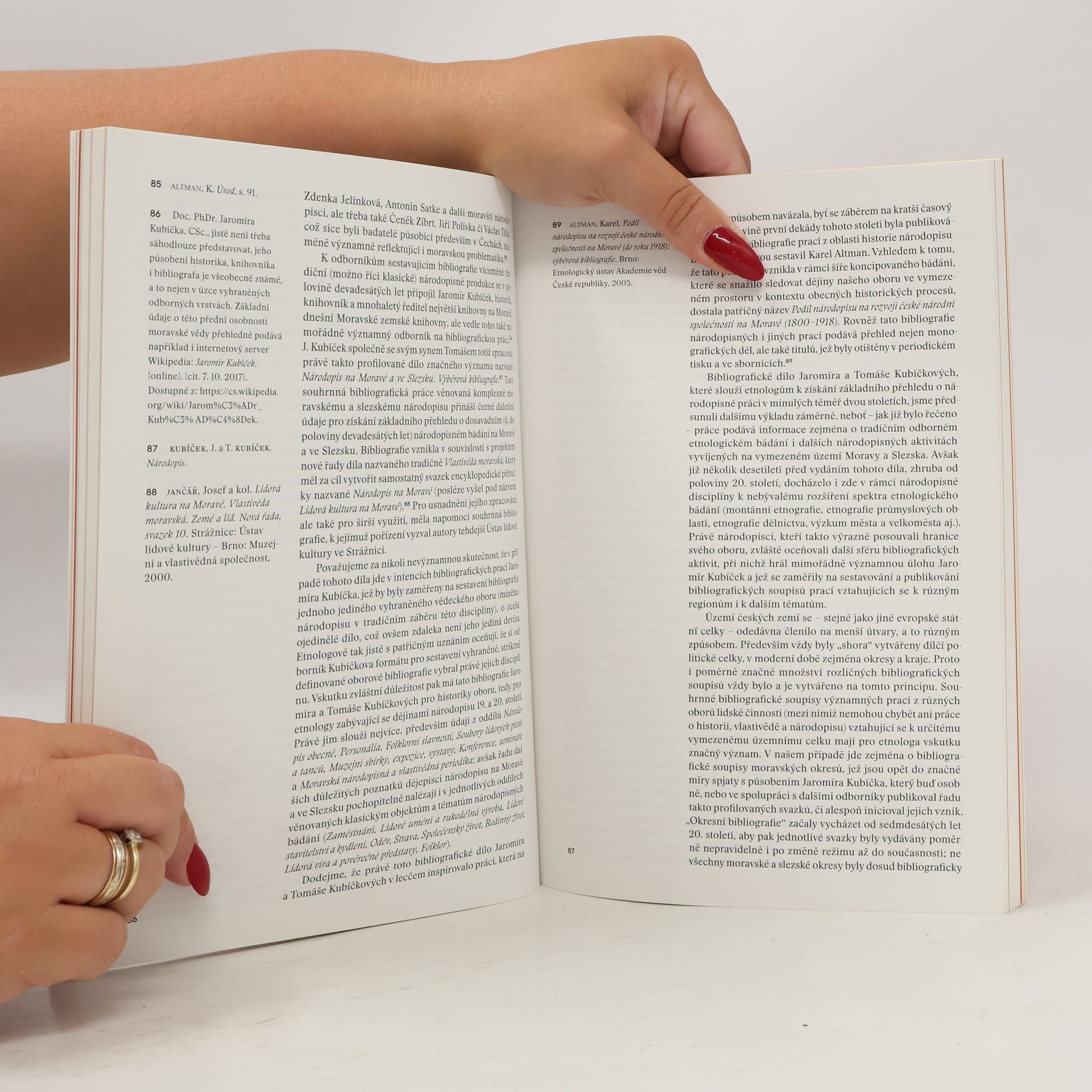 Jaromír Kubíček Bibliograf mezi regály: k životnímu jubileu doc. PhDr. Jaromíra Kubíčka, CSc.