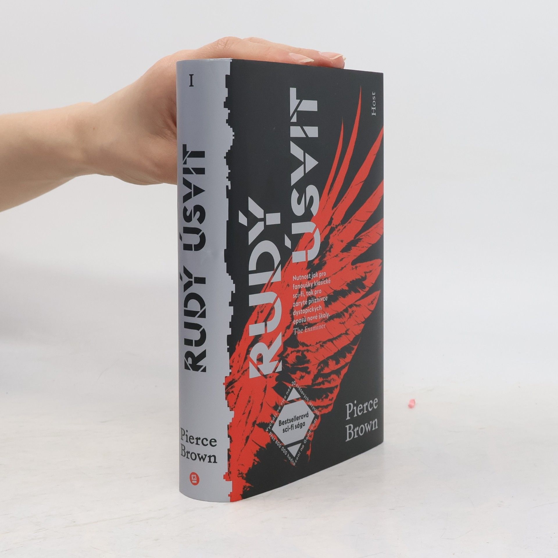 Pierce Brown Rudý úsvit