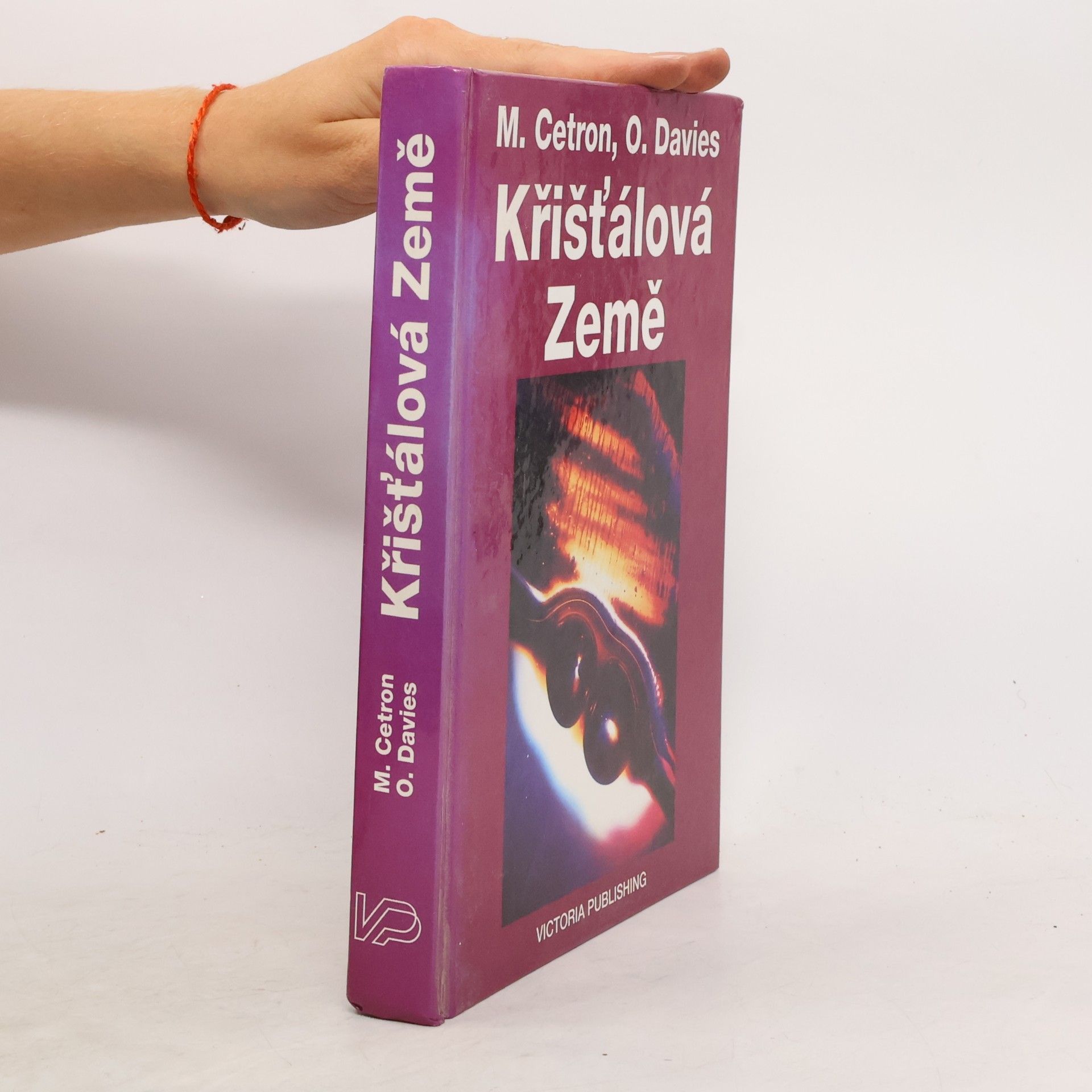 Marty Cetron Křišťálová země