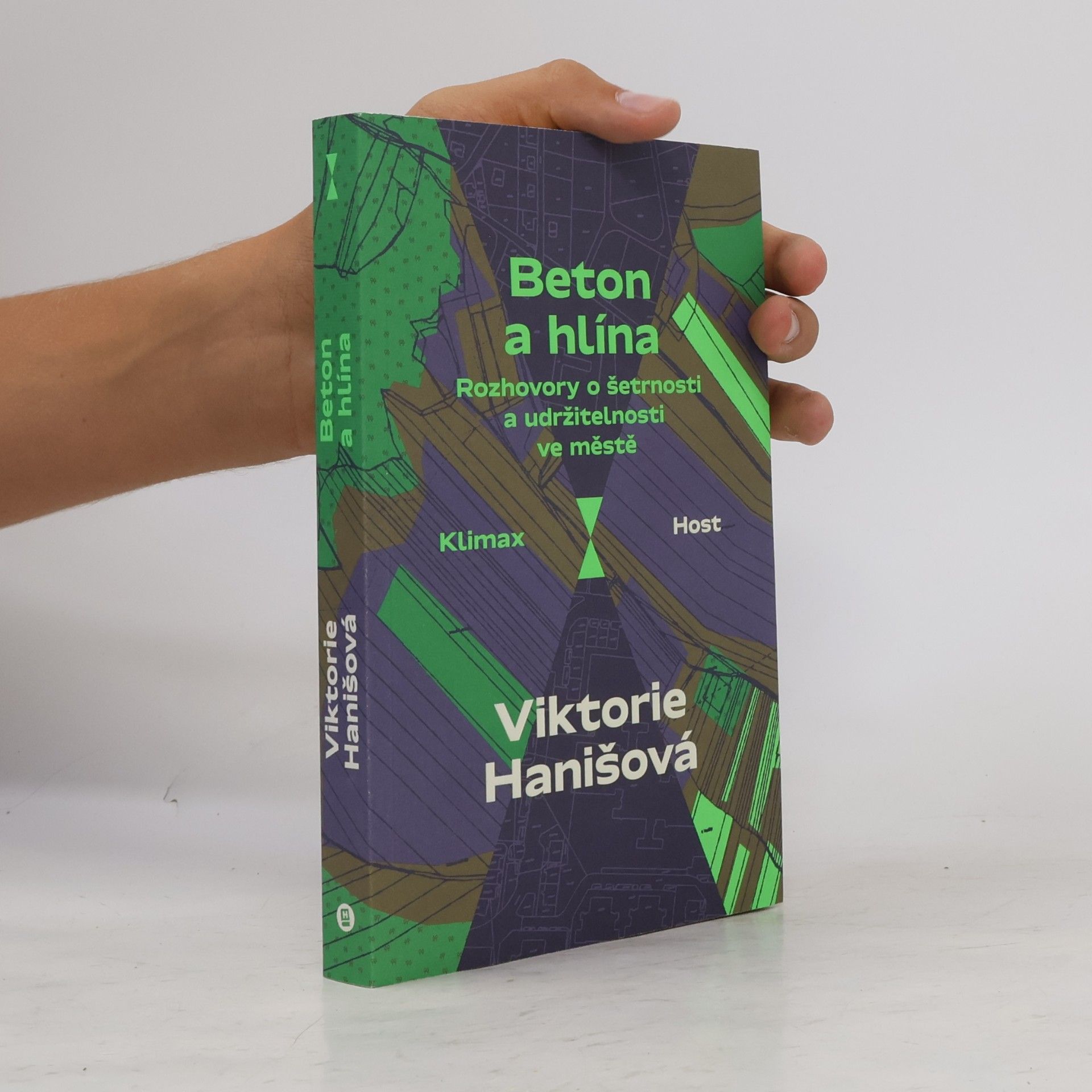Viktorie Hanišová Beton a hlína